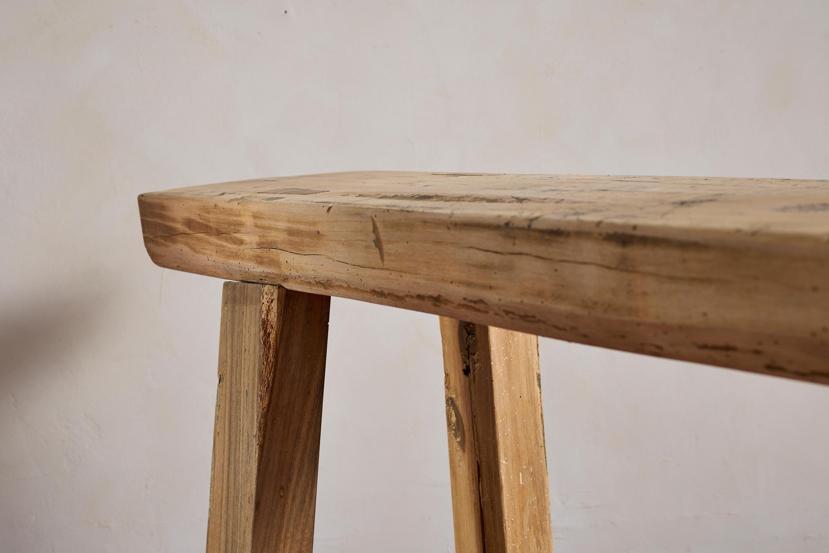 Table console primitive française en chêne Bon état - En vente à Beverly Hills, CA