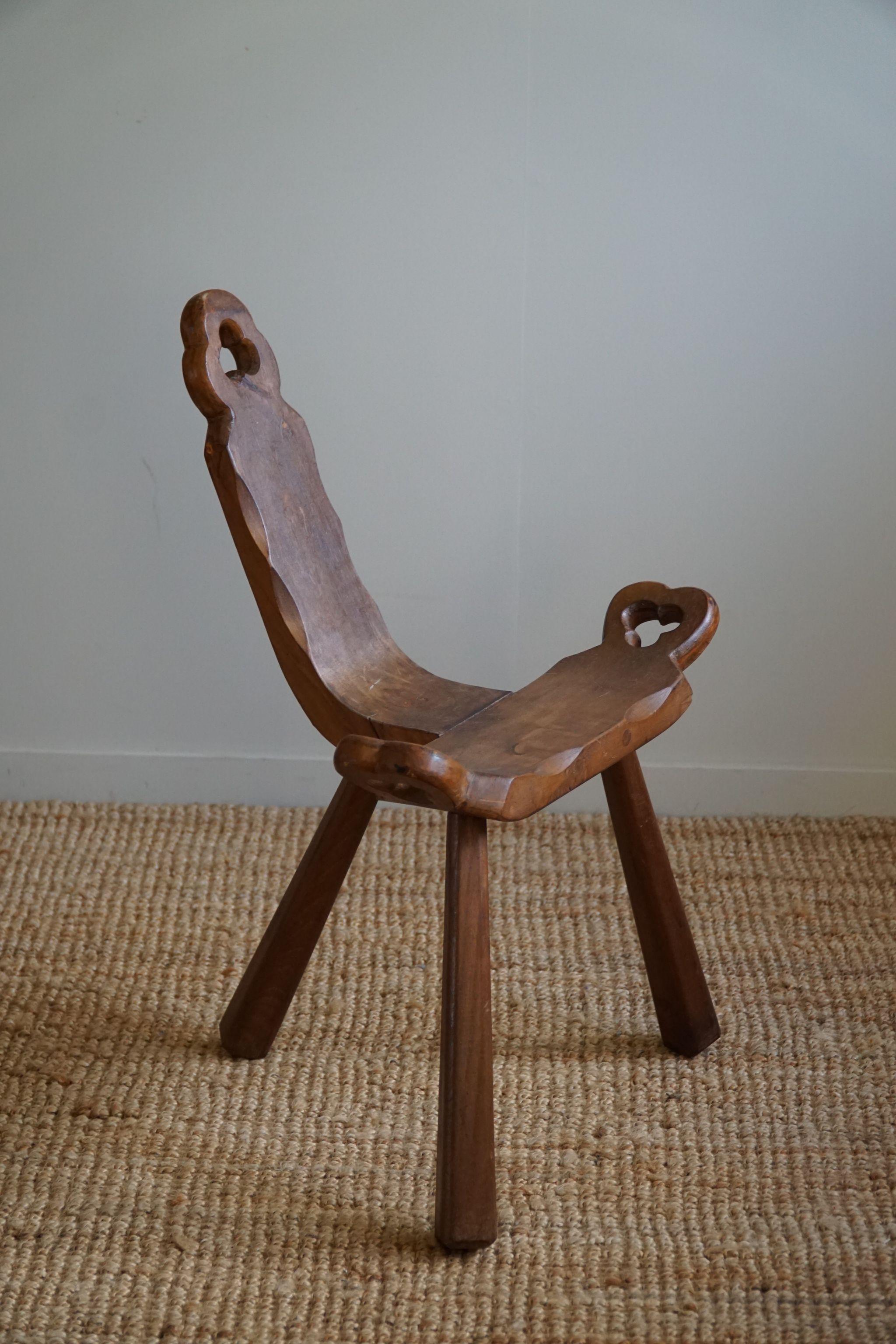 Primitive French Wooden Carved Tripod Chair, Wabi Sabi Style, Early 20th Century 8