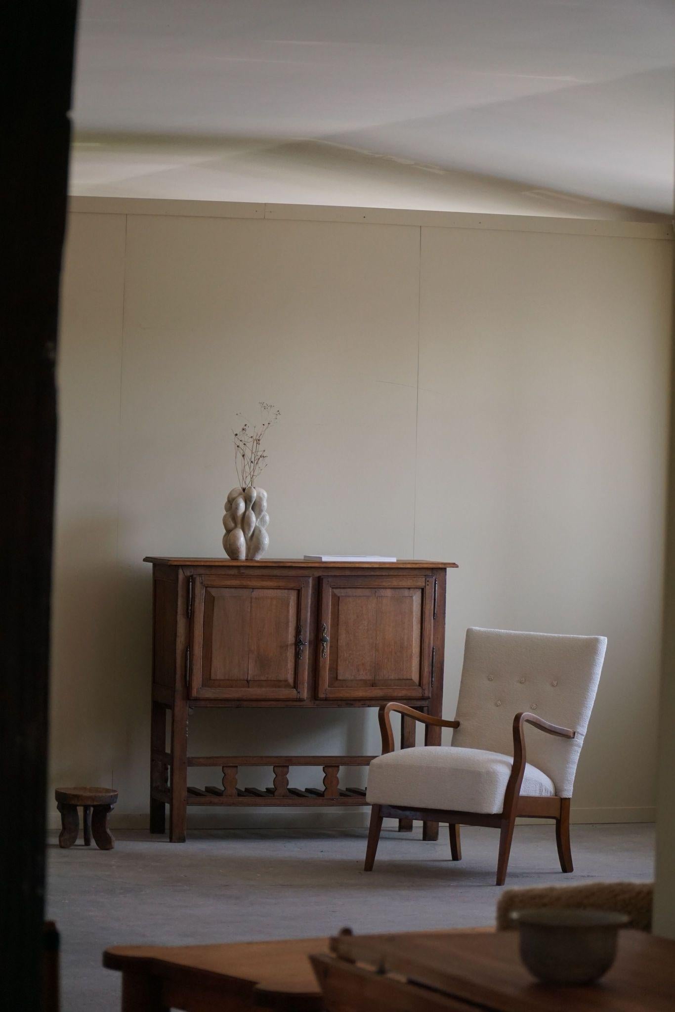 Armadio primitivo in Oak fatto a mano, realizzato da un ebanista francese, inizio 20° C. in vendita 5