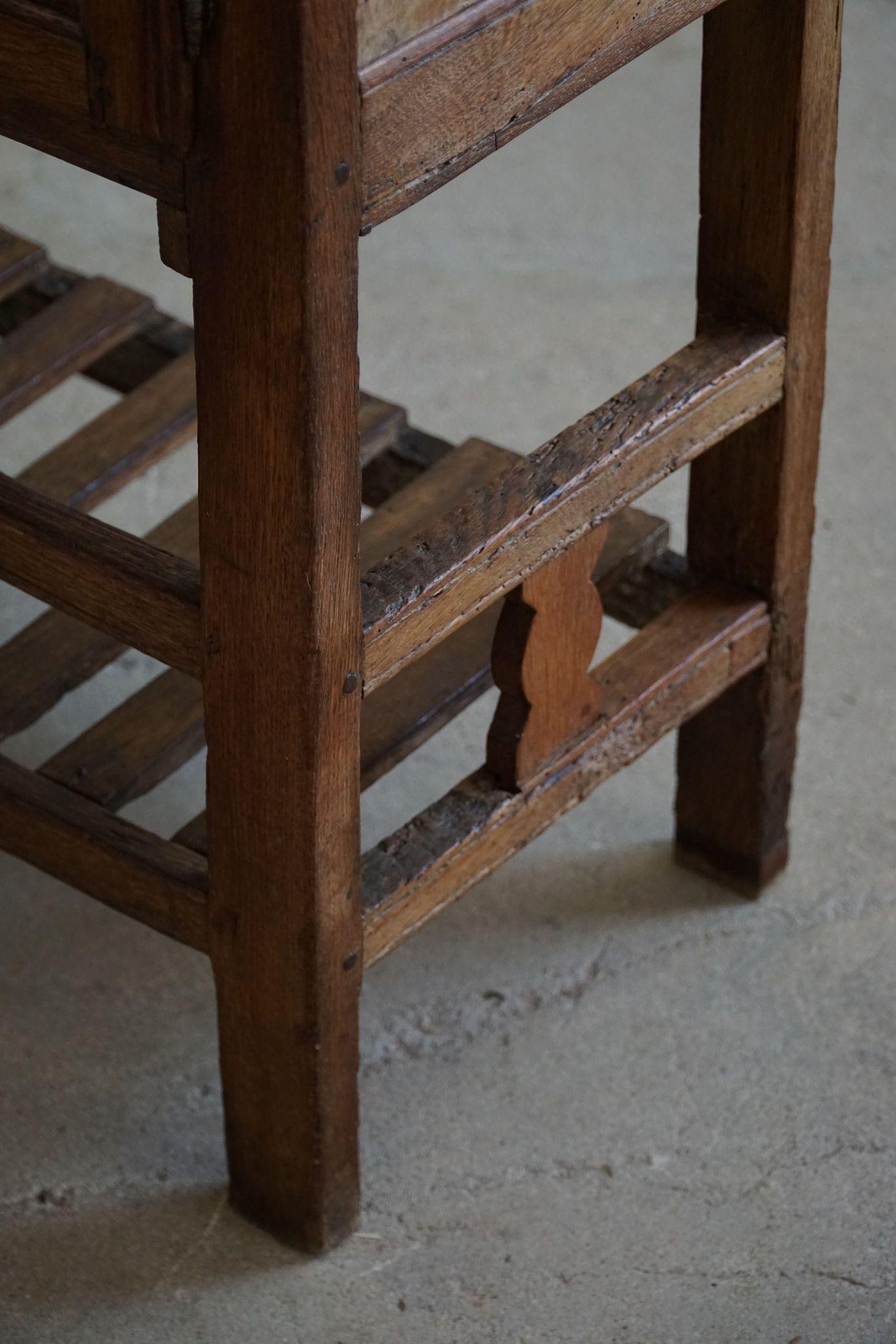 Armadio primitivo in Oak fatto a mano, realizzato da un ebanista francese, inizio 20° C. in vendita 6