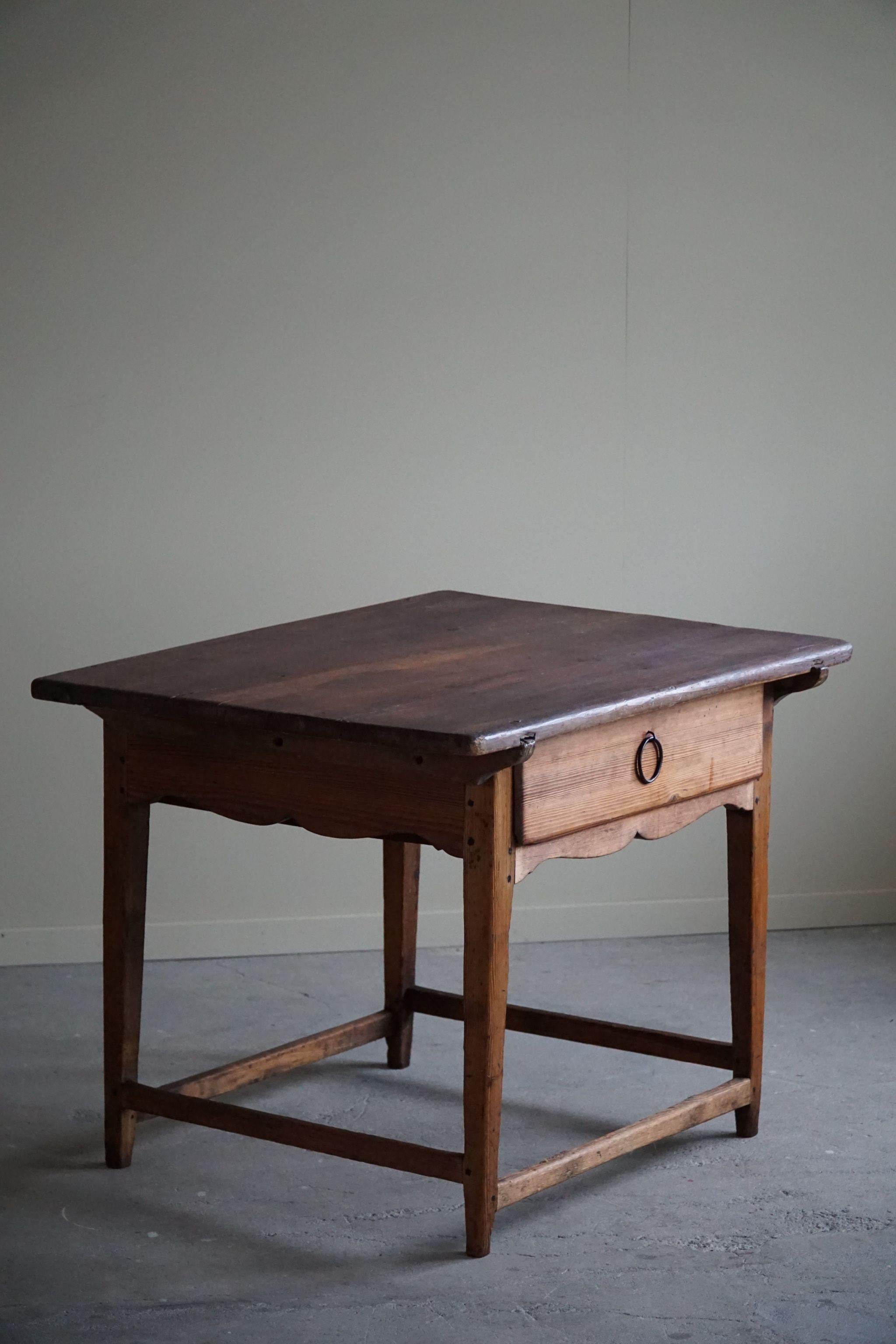 Primitive Hand Crafted Writing Desk in Pine, Made by a Swedish Carpenter, 1800s 3