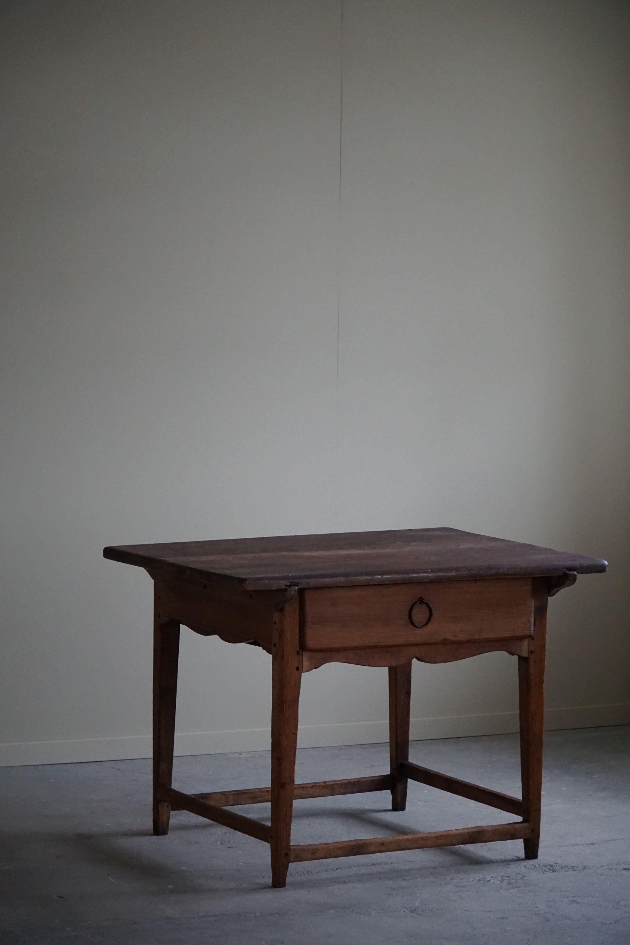 Primitive Hand Crafted Writing Desk in Pine, Made by a Swedish Carpenter, 1800s 10