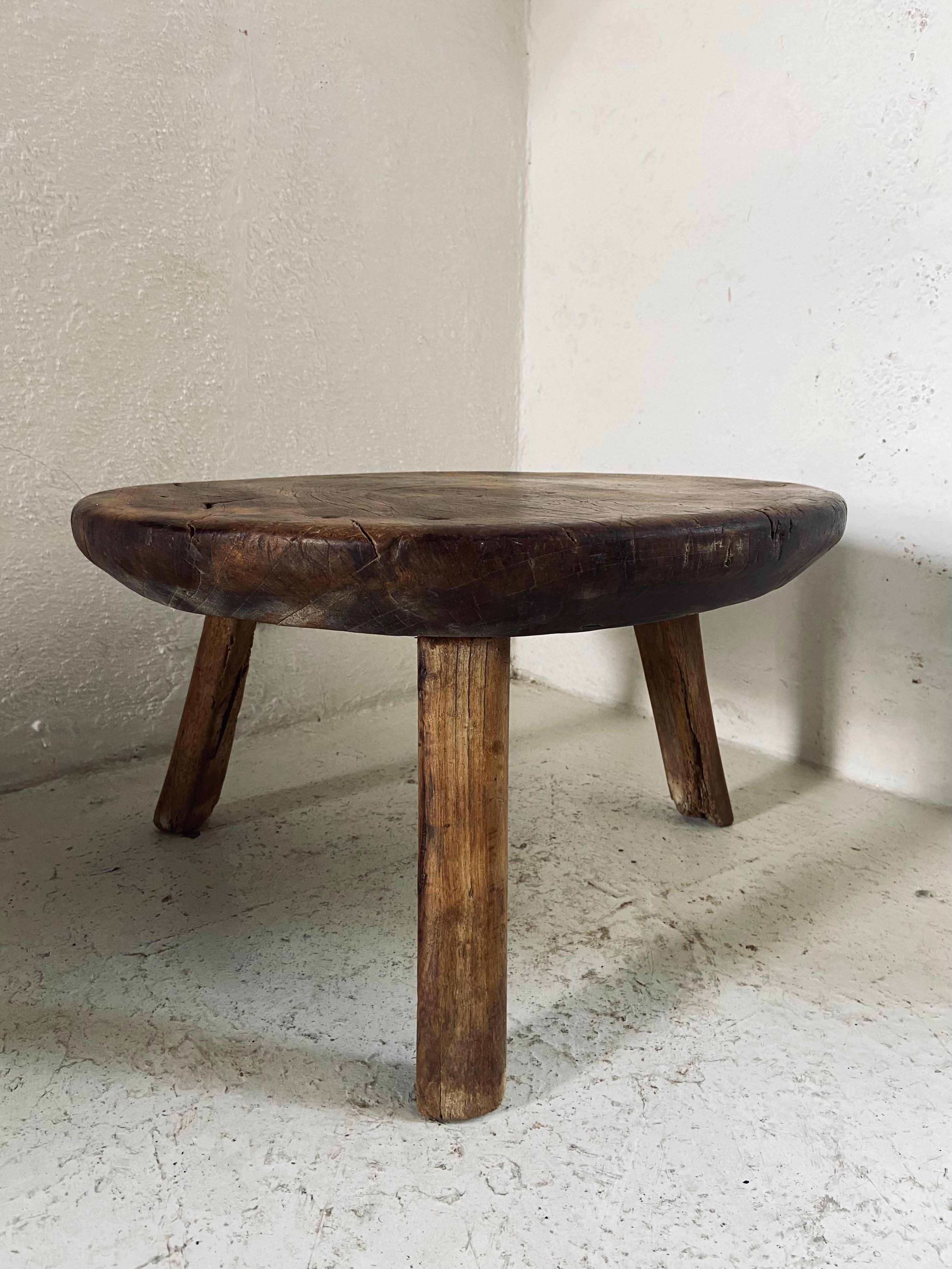 Primitive Hardwood Low Table by Artefakto
Unique piece.
Dimensions: Ø 46 x H 28 cm.
Materials: Hardwood.
Central Yucatan, Mexico 1970 ´s.

Artefakto opened its doors on the Riviera Nayarit coastline in 2010. With an unrelenting passion for all