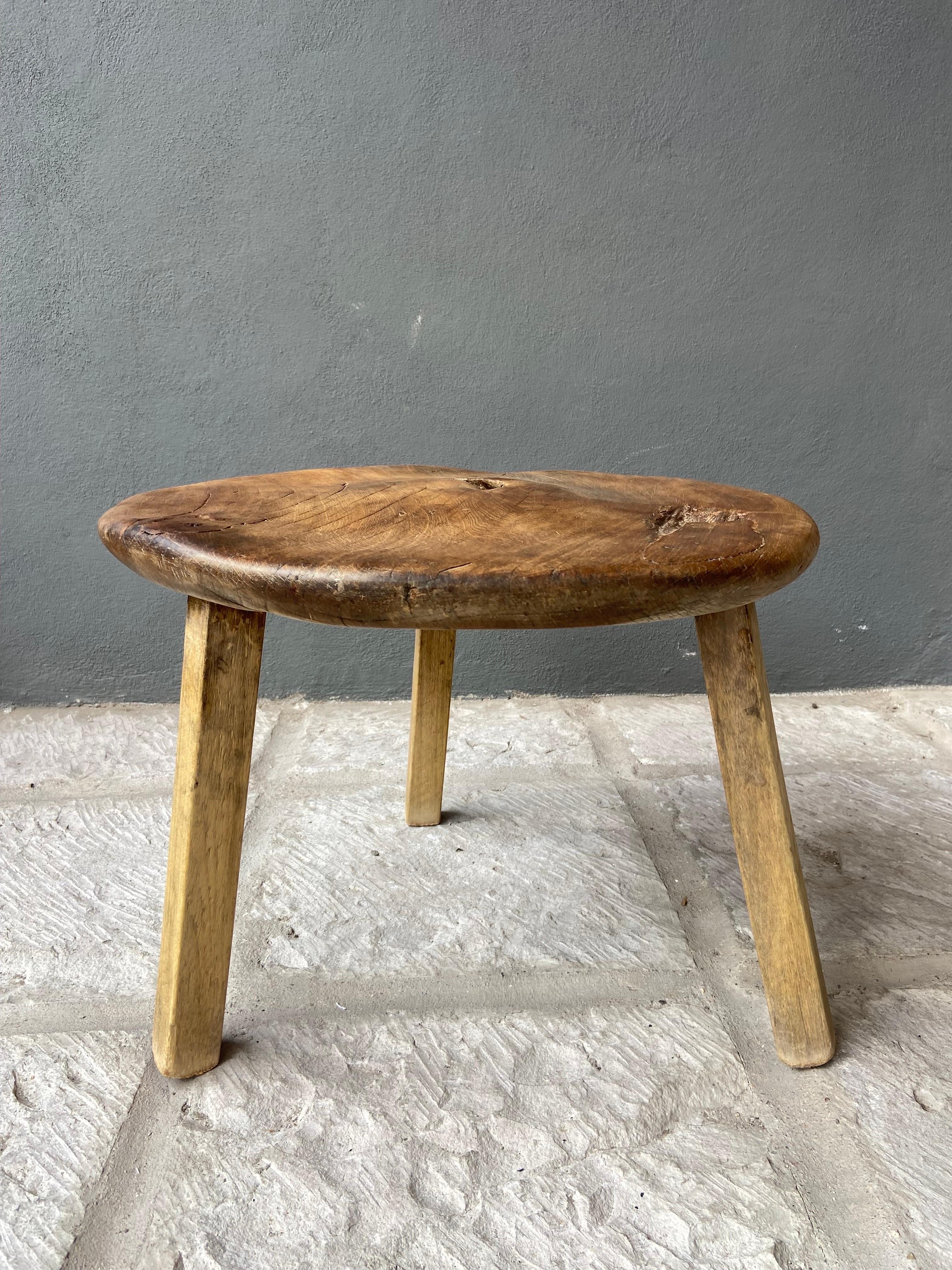 Primitive Hardwood Round Table From Yucatan, Mexico, Circa 1970´s 1