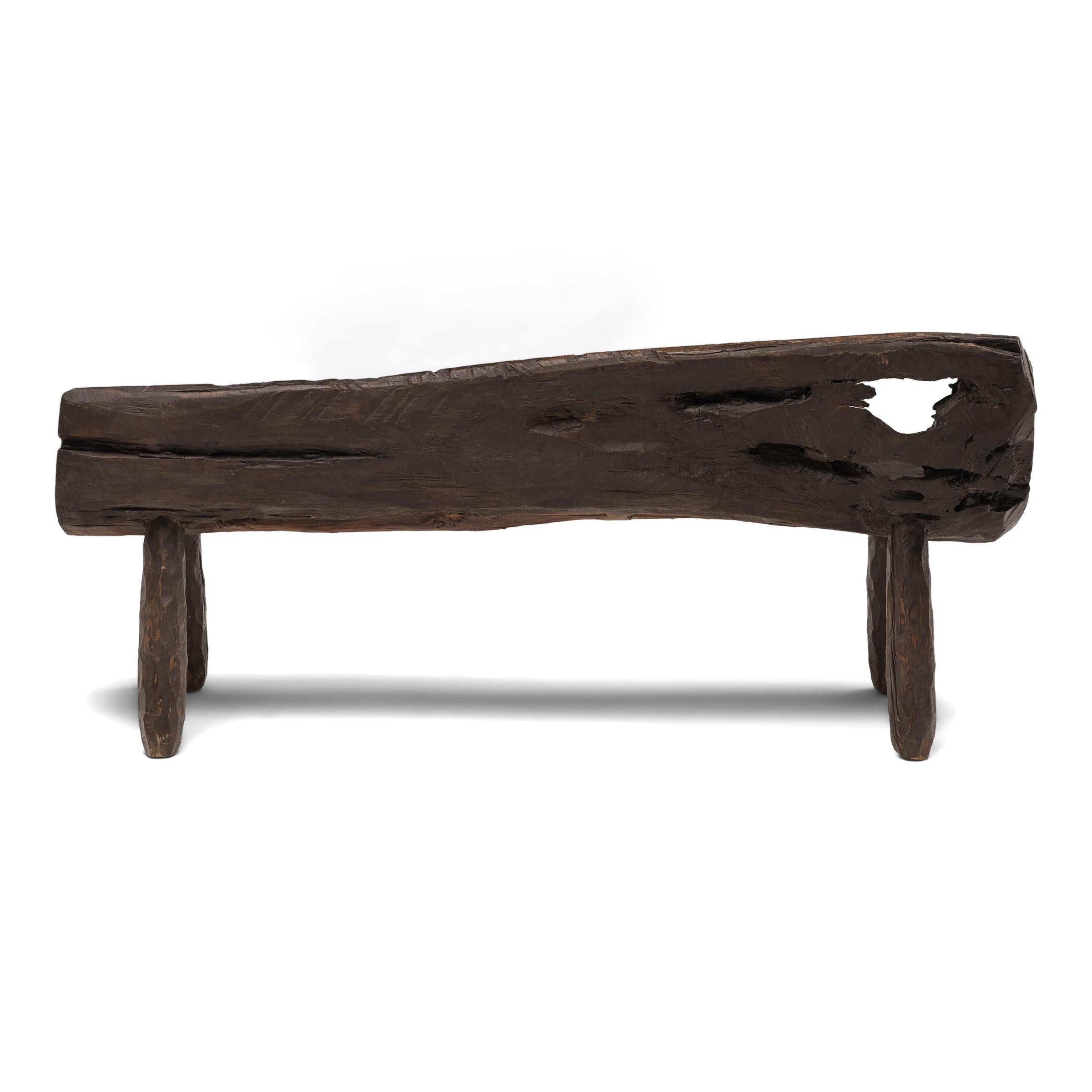 Primitive Hewn Log Bench In Good Condition In Chicago, IL