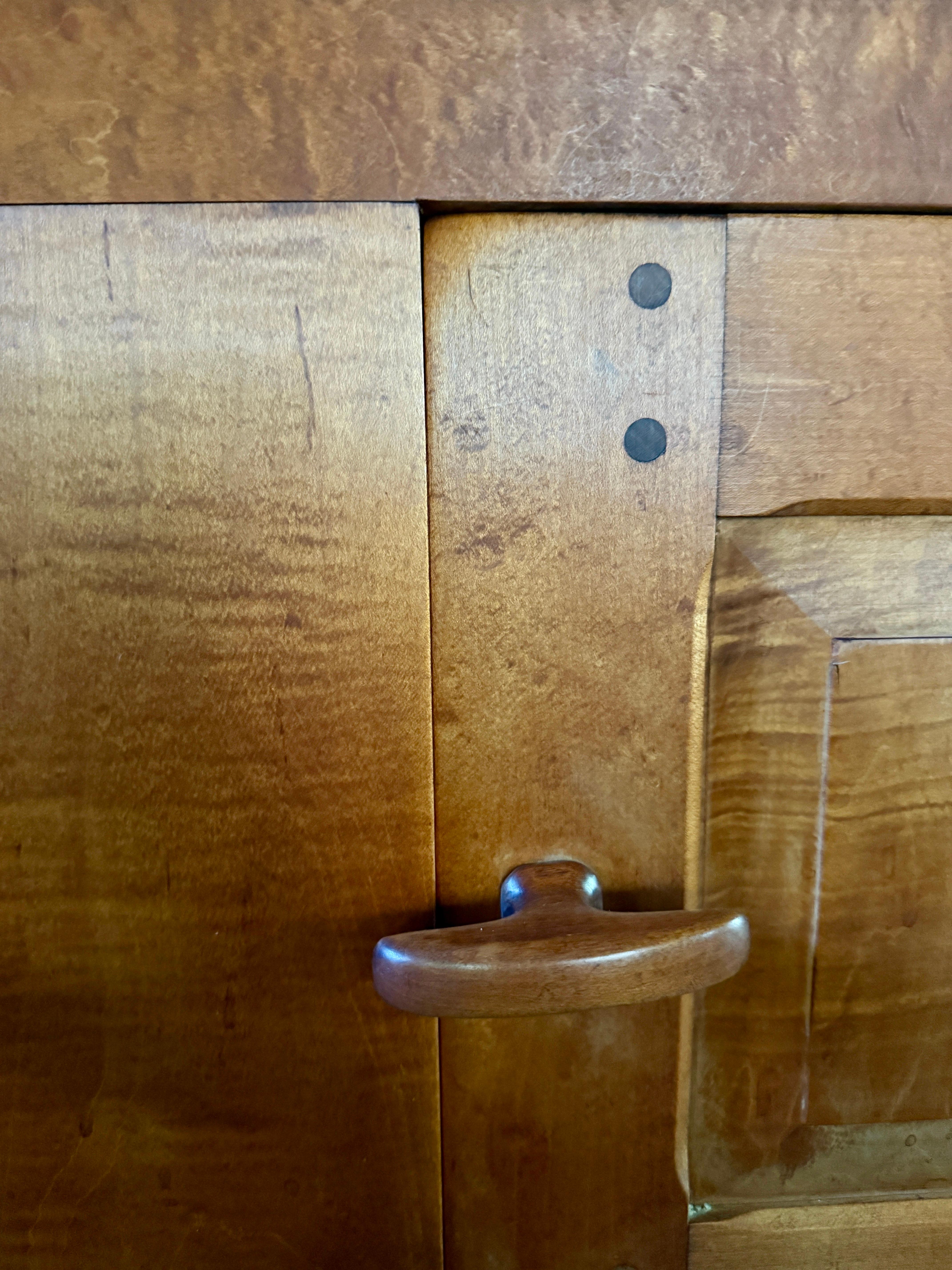Primitive Hutch Baker's Cabinet en vente 7