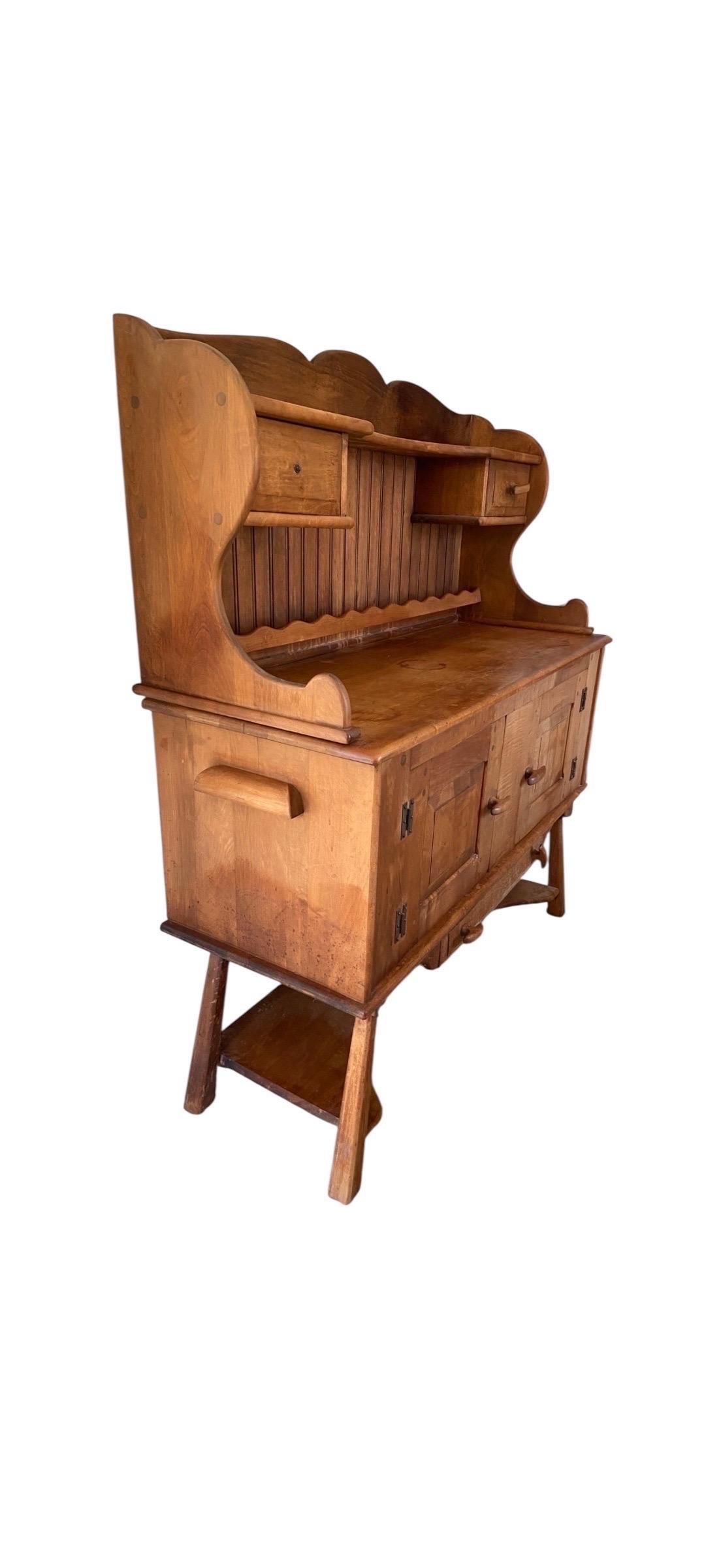 Américain Primitive Hutch Baker's Cabinet en vente