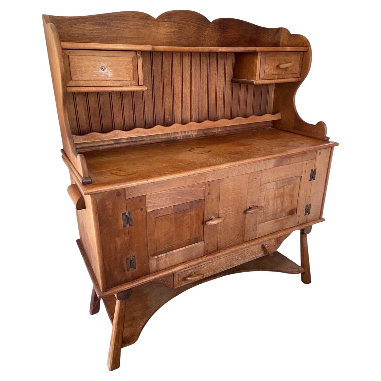 Primitive Hutch Baker's Cabinet en vente