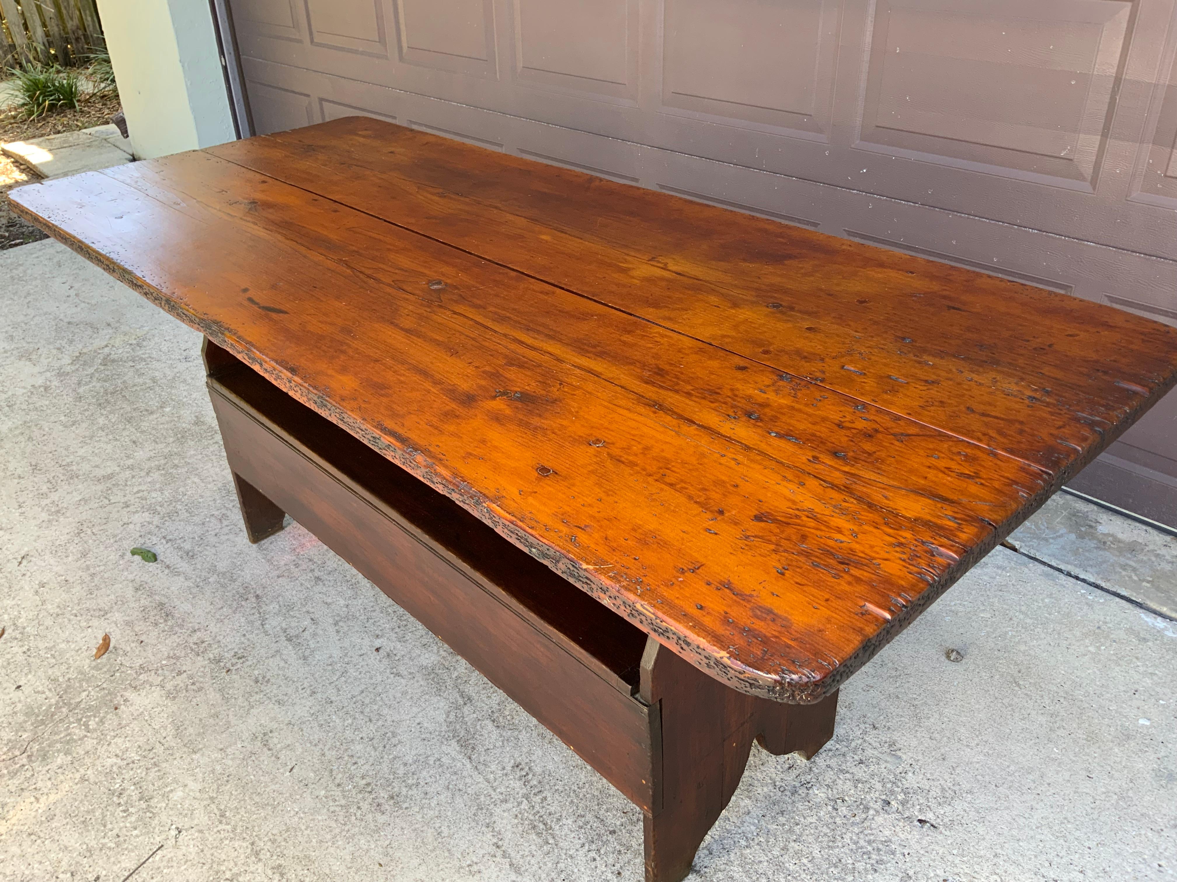 Mesa conejera primitiva en venta 1