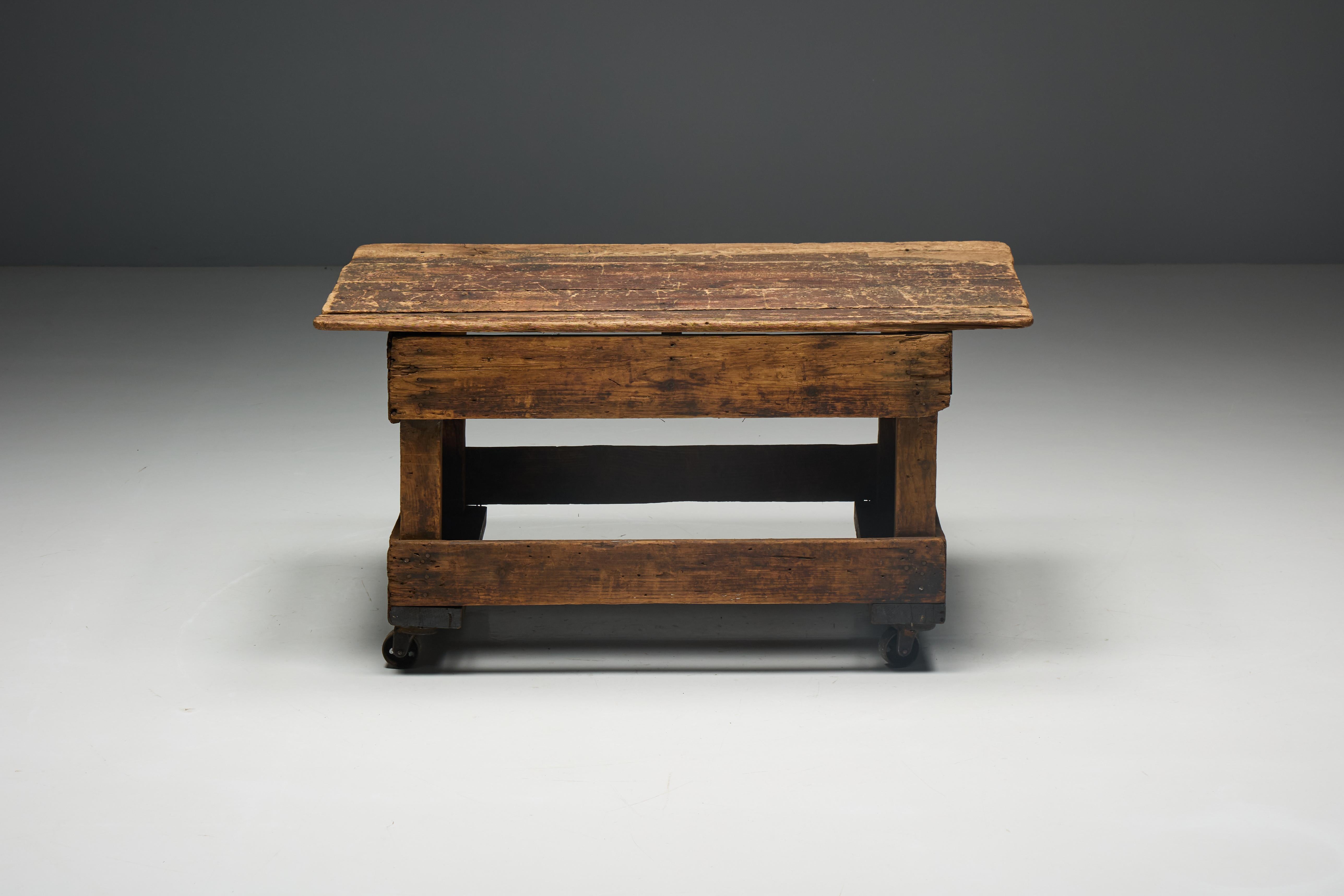 Primitiver Industrietisch, Frankreich, 19. Jahrhundert im Angebot 6