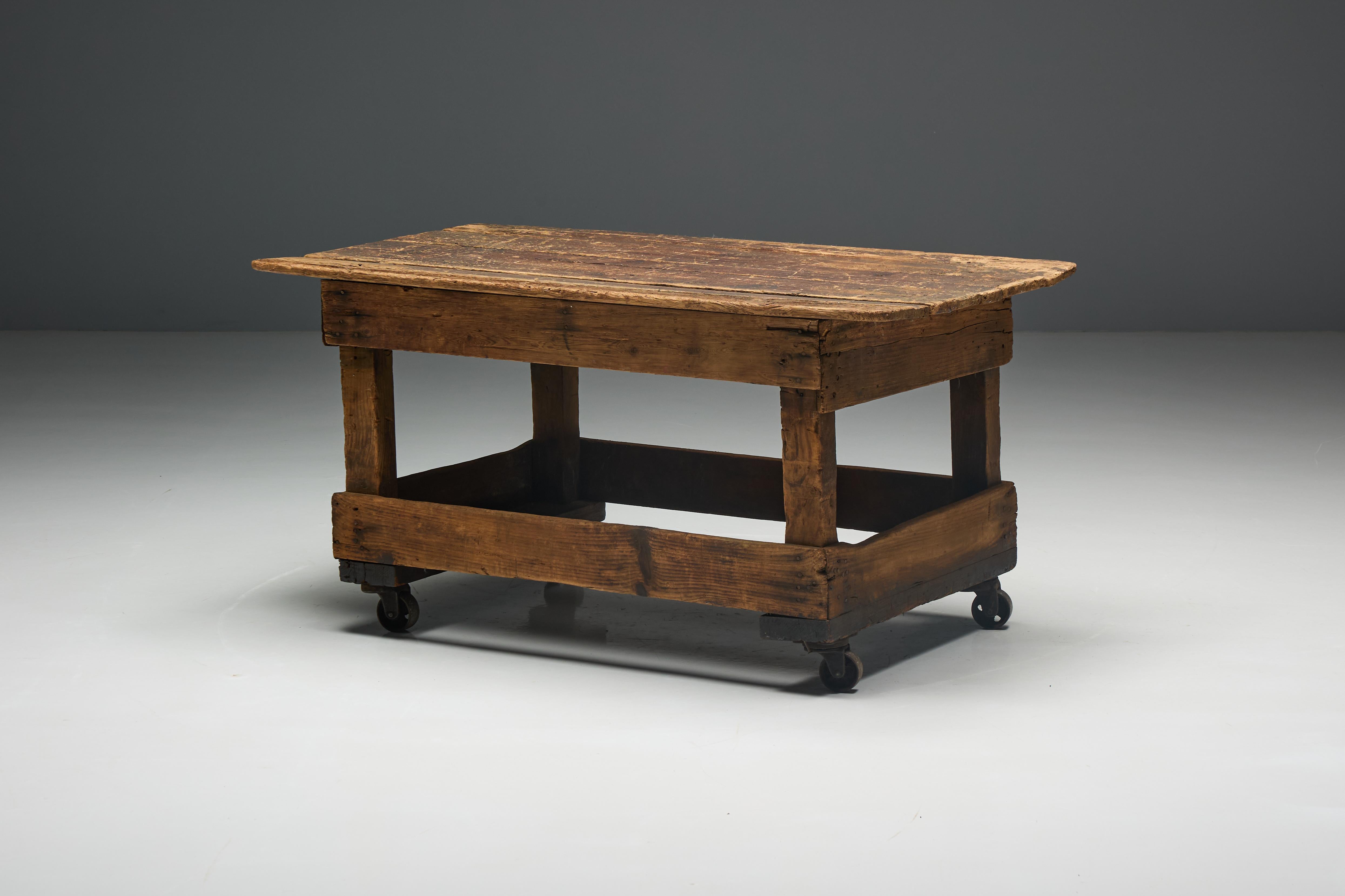 Primitiver Industrietisch, Frankreich, 19. Jahrhundert im Angebot 9