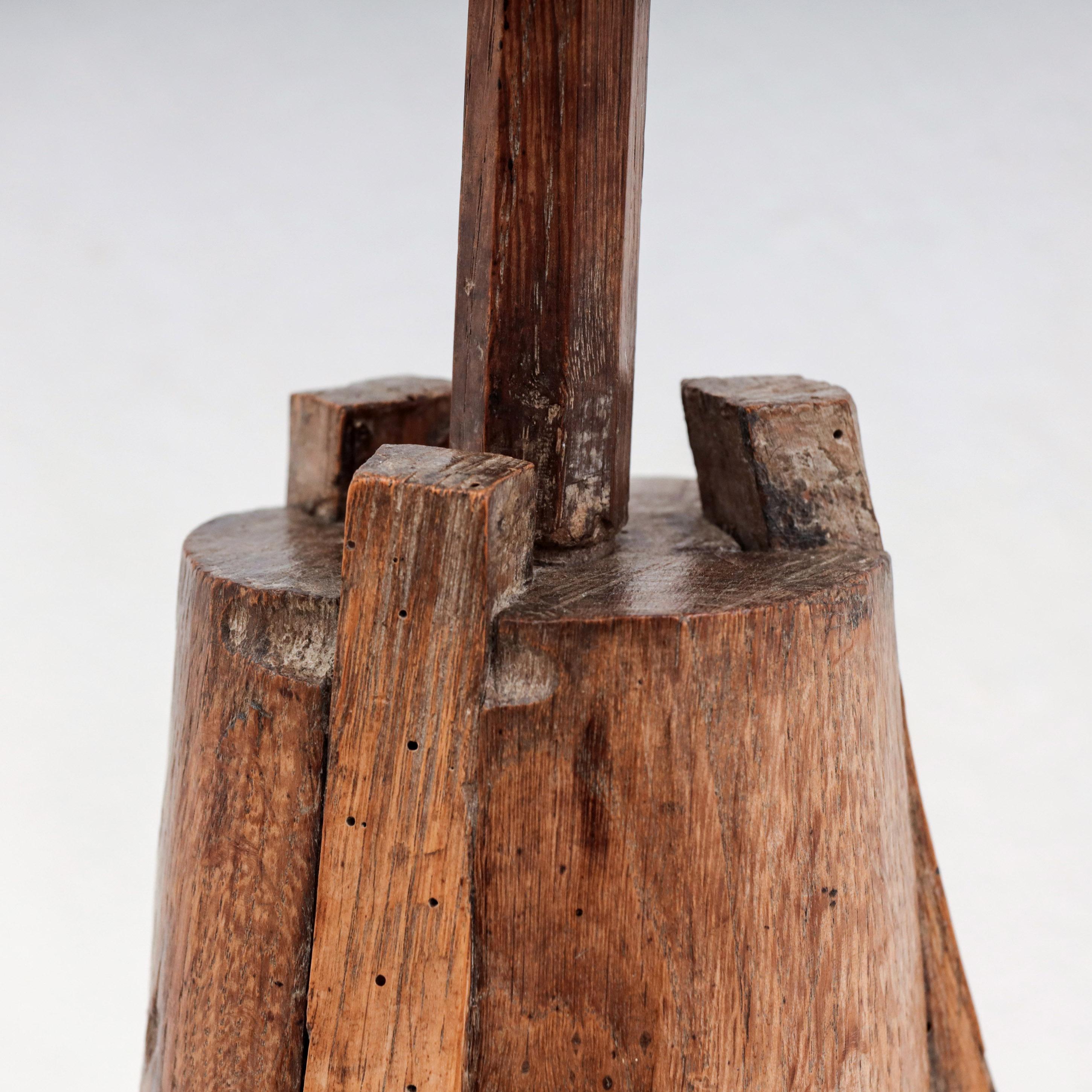 Orme Chandelier primitif de la fin du 18e siècle en vente