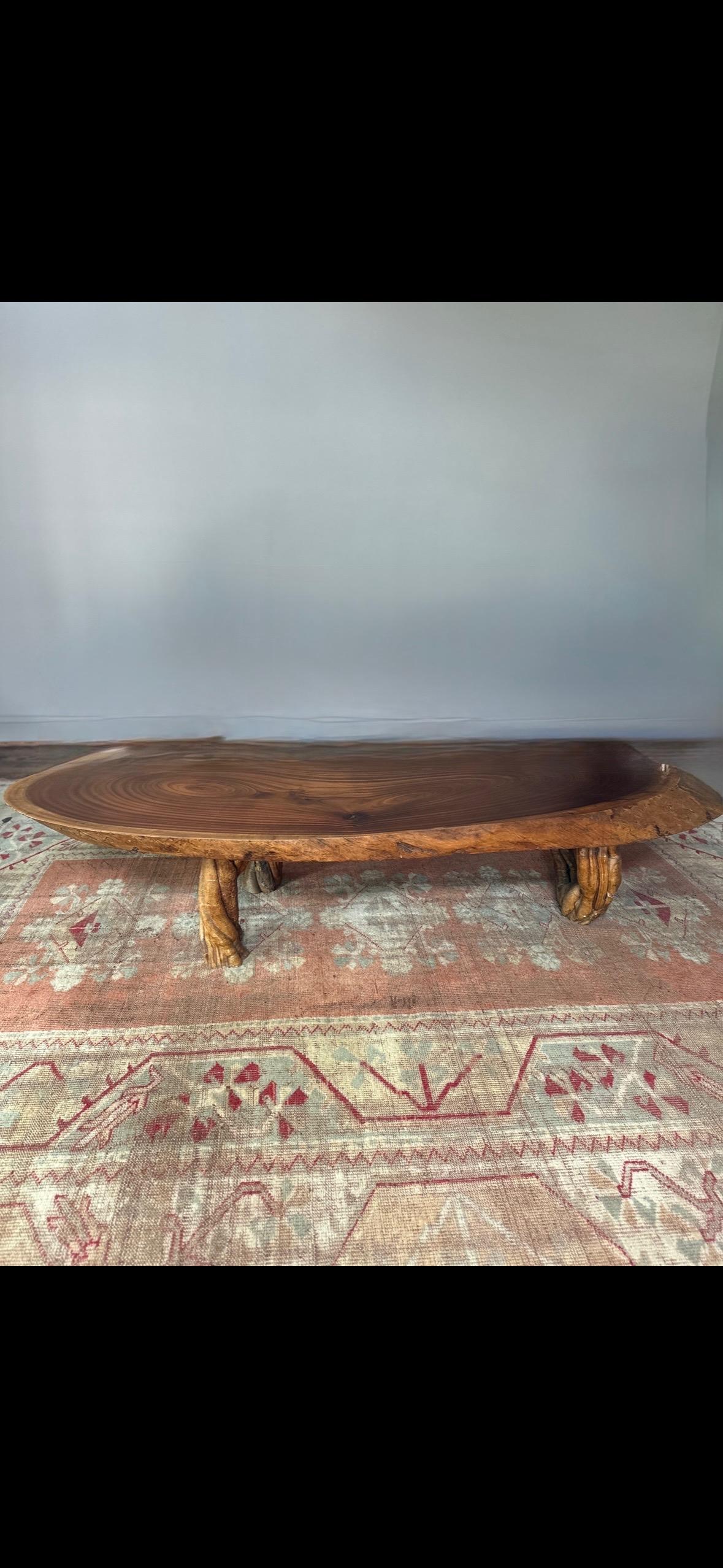 Table basse primitive en dalles à bords vifs en vente 4