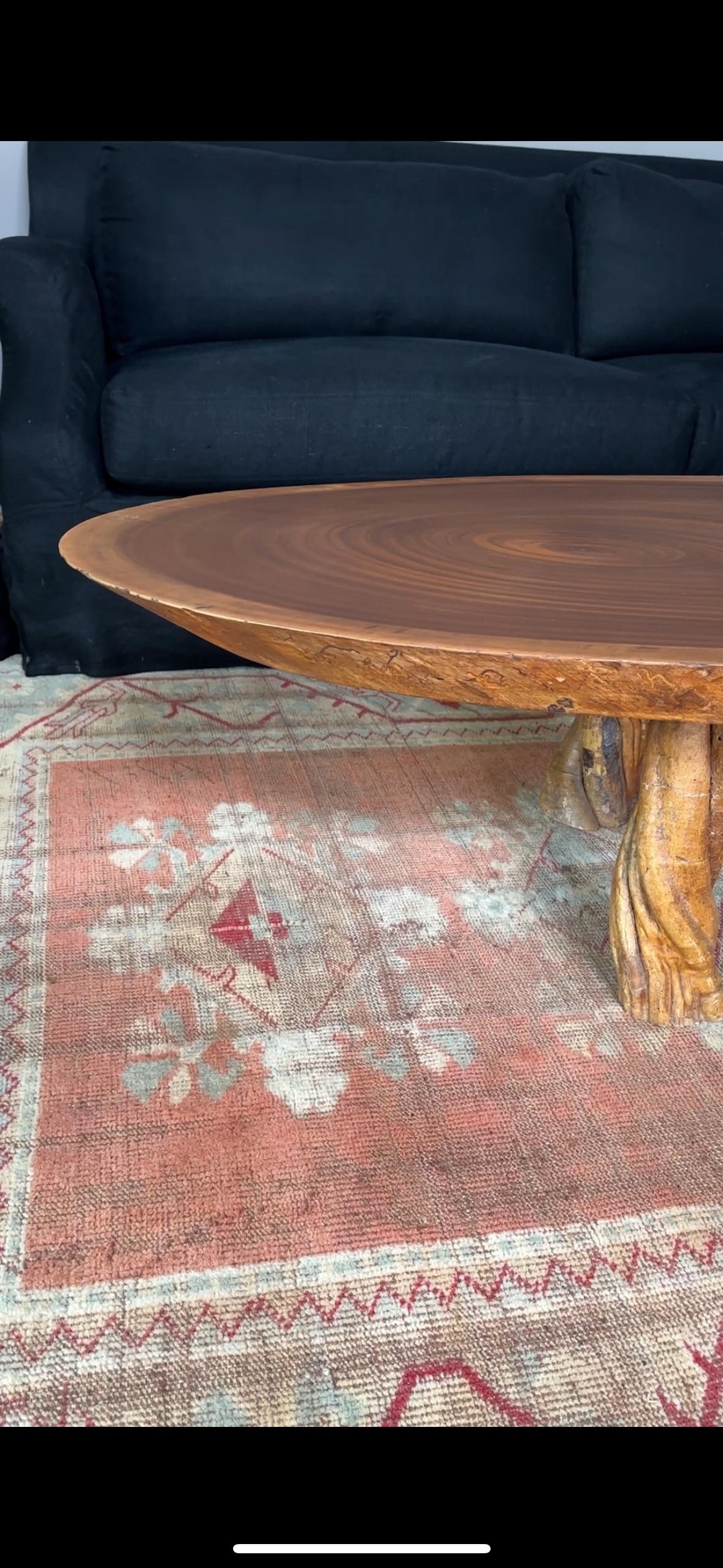 Table basse primitive en dalles à bords vifs Bon état - En vente à Nashville, TN