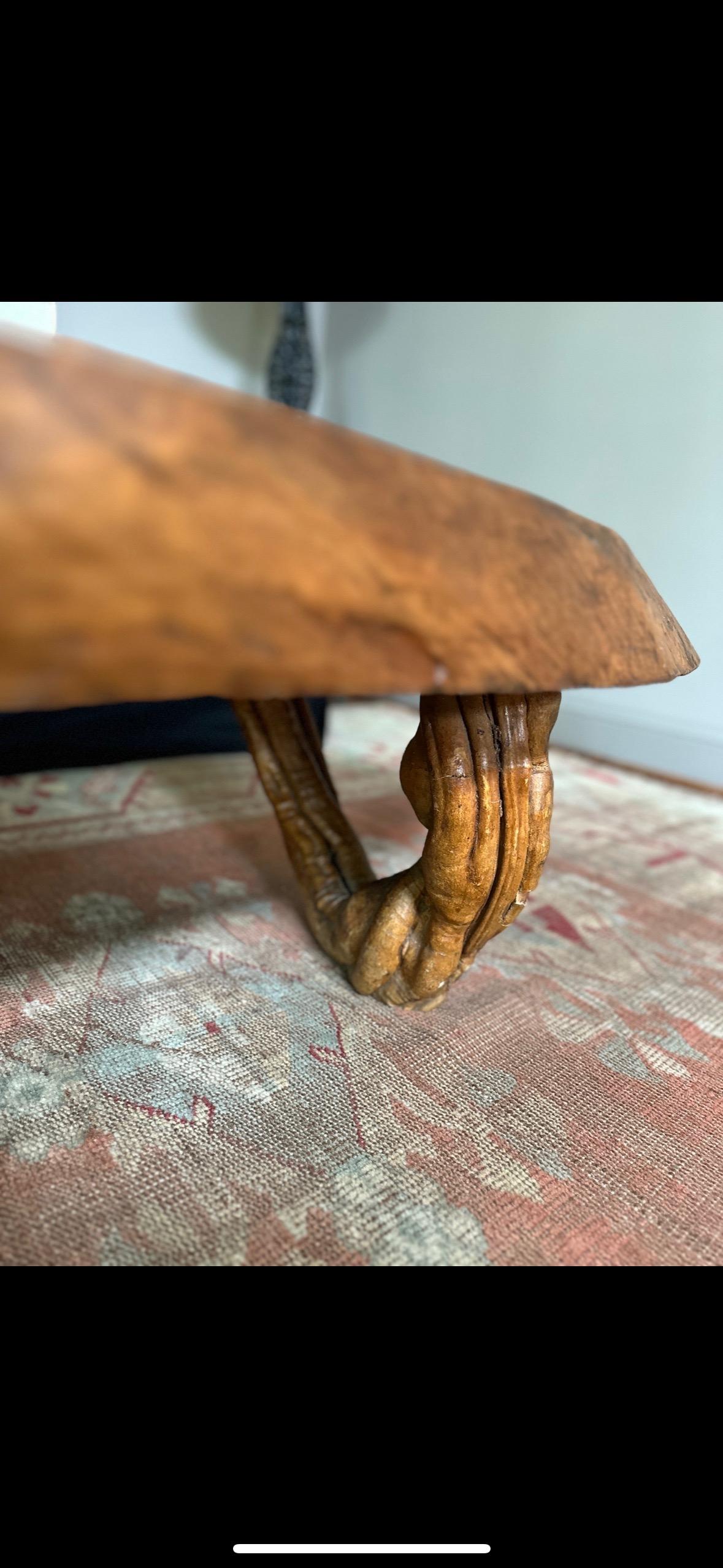 Table basse primitive en dalles à bords vifs en vente 1