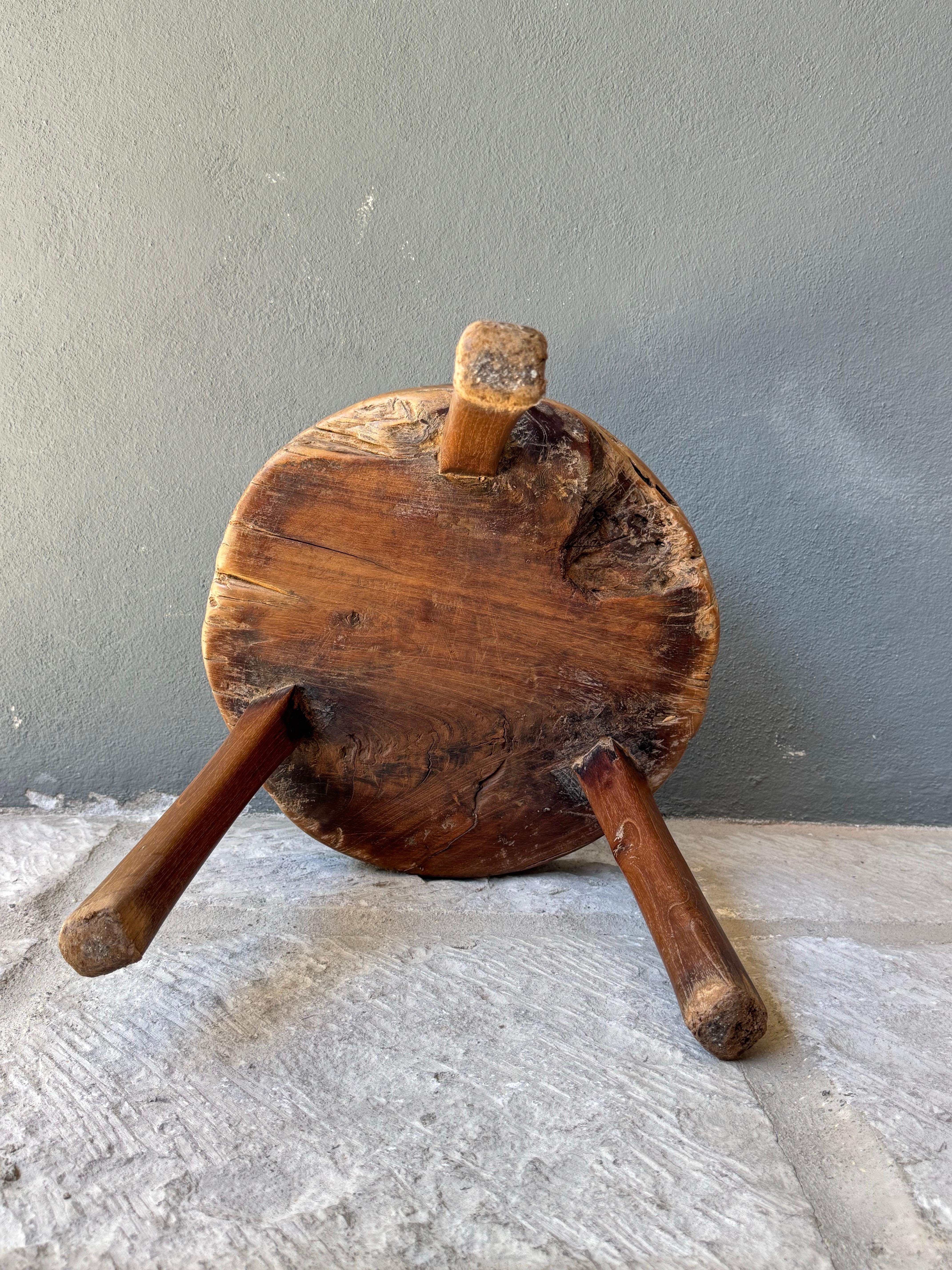 Primitive Low Round Table From Yucatan For Sale 3