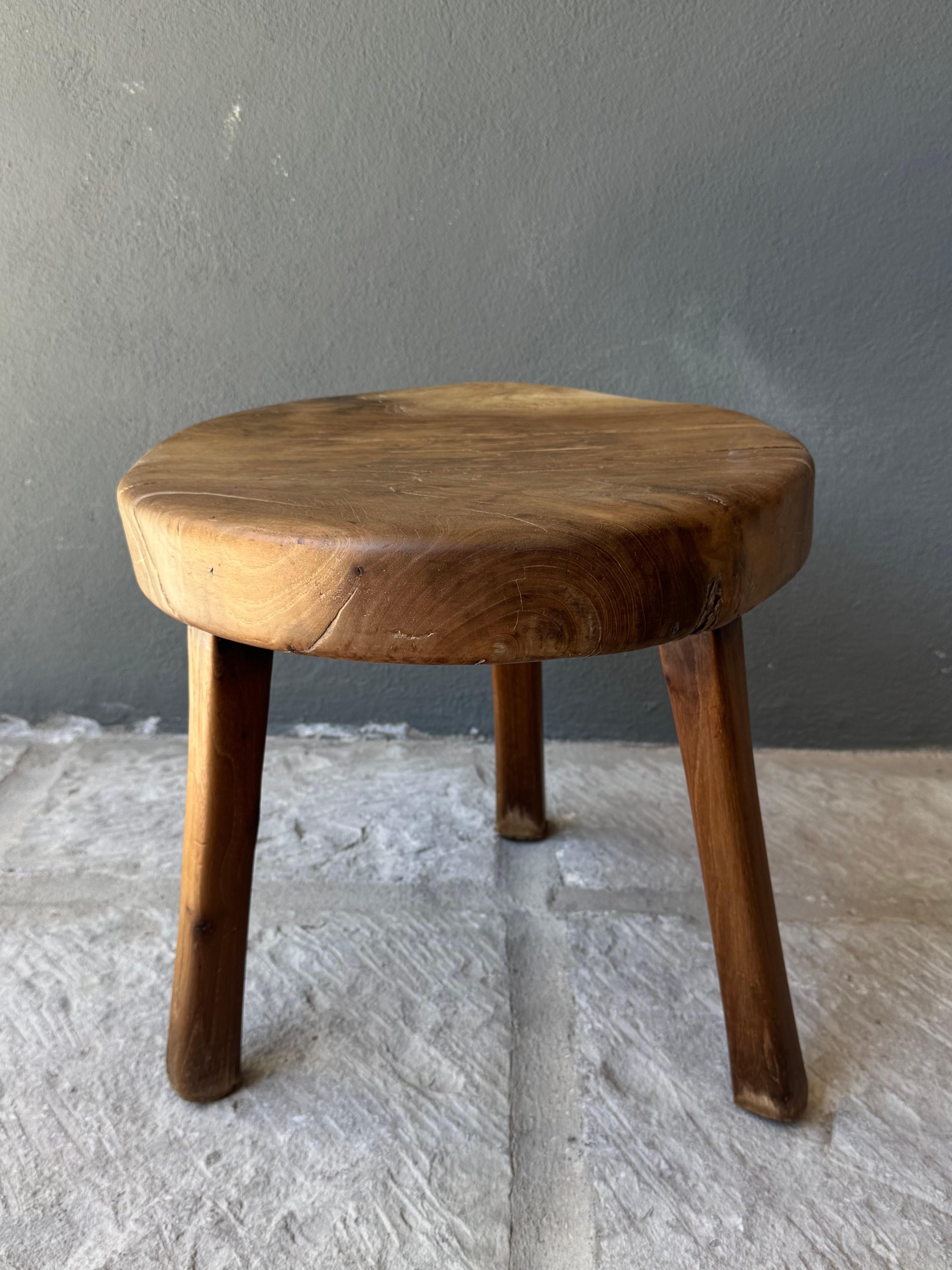 Primitive Low Round Table From Yucatan For Sale 4