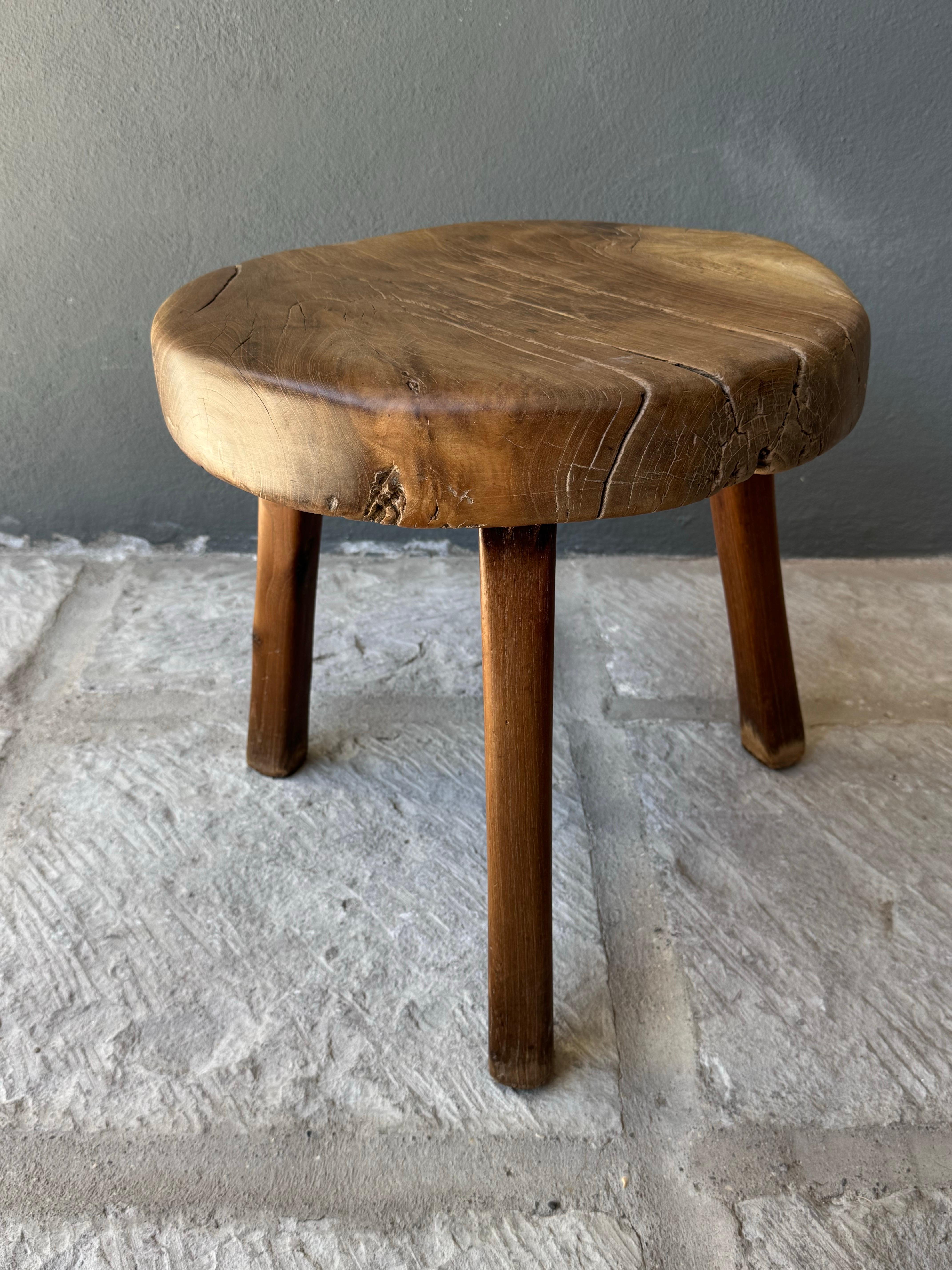 Hand-Carved Primitive Low Round Table From Yucatan For Sale