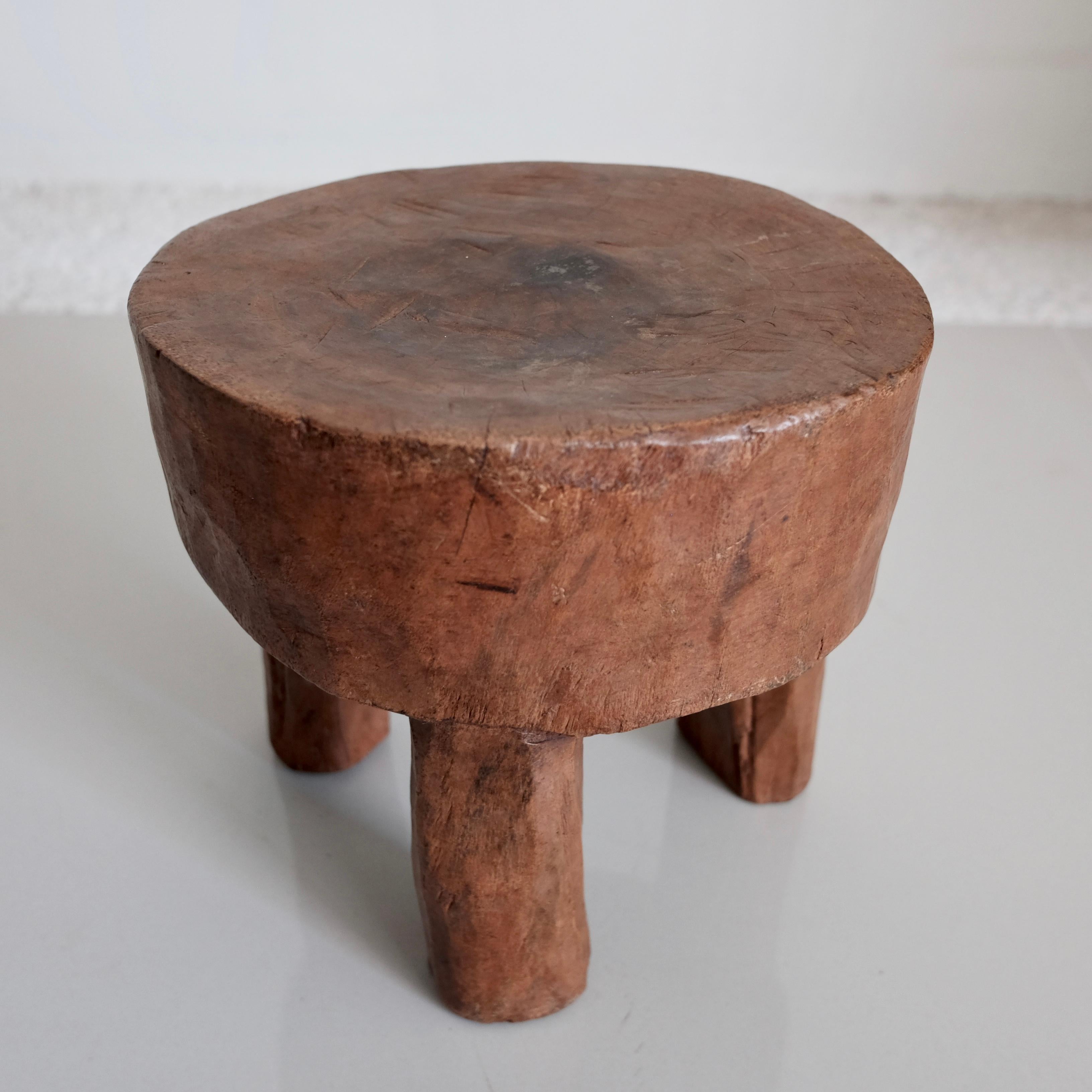 Primitive Low Stool from the Senufo tribe of Ivory Coast In Excellent Condition In San Miguel de Allende, Guanajuato