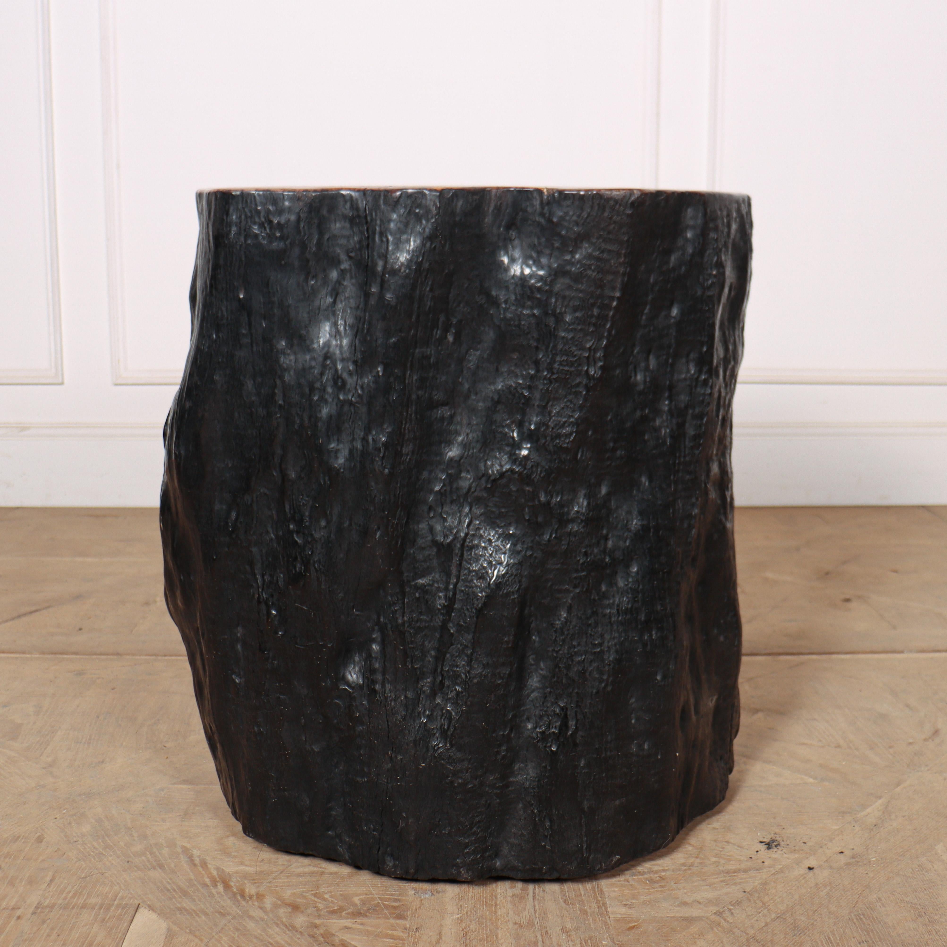 Primitive Lychee Side Table In Good Condition For Sale In Leamington Spa, Warwickshire