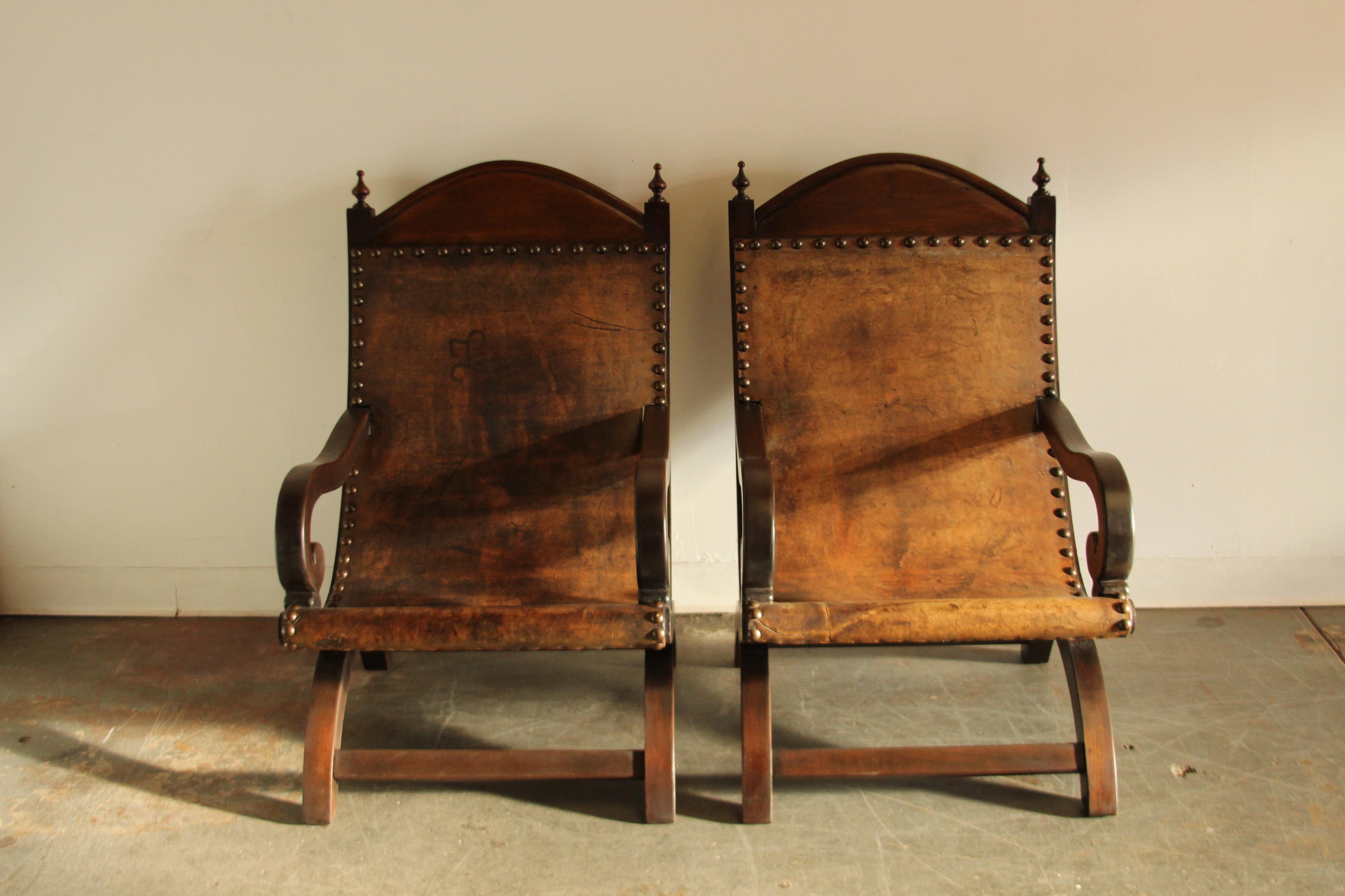 Primitive Mexican Butaque Leather Sling Chairs, 1970s In Good Condition For Sale In Coronado, CA