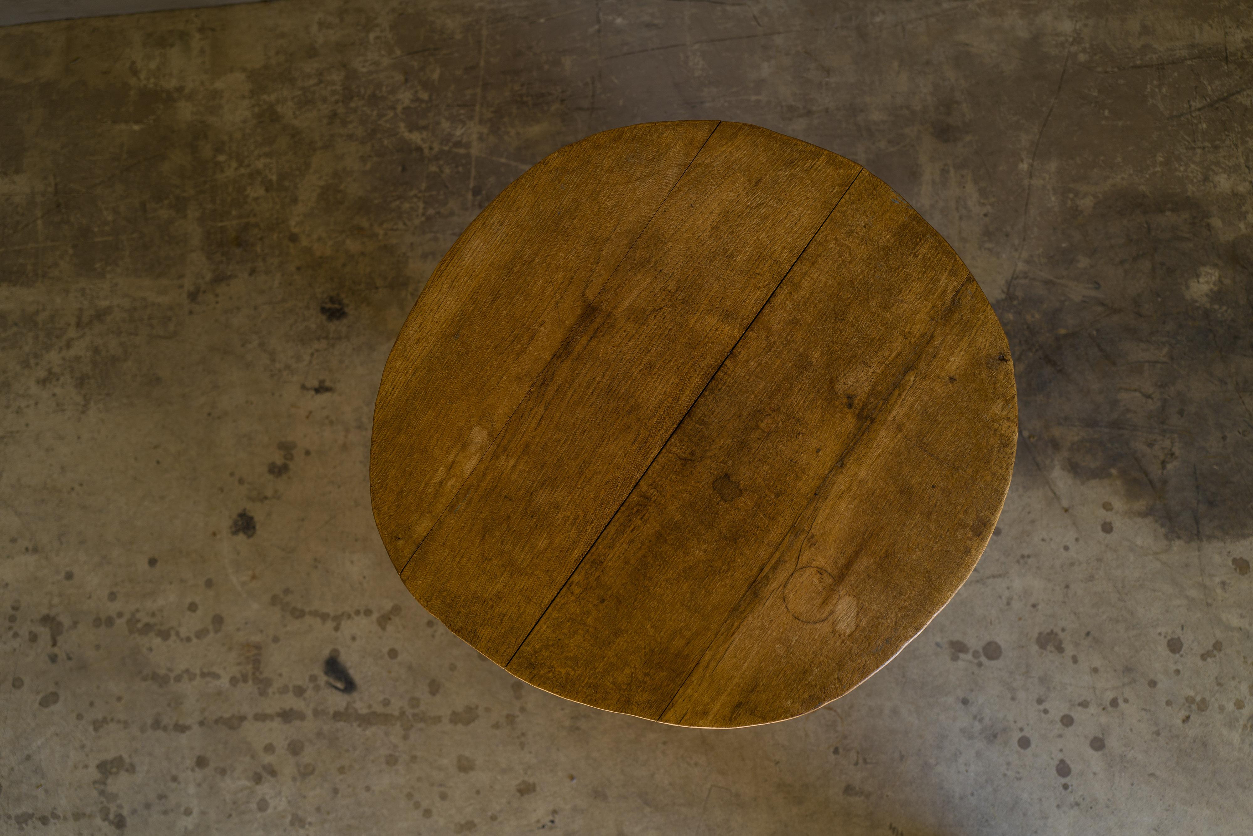 Primitive Oak Coffee Table from France, circa 1950 In Good Condition In Nashville, TN