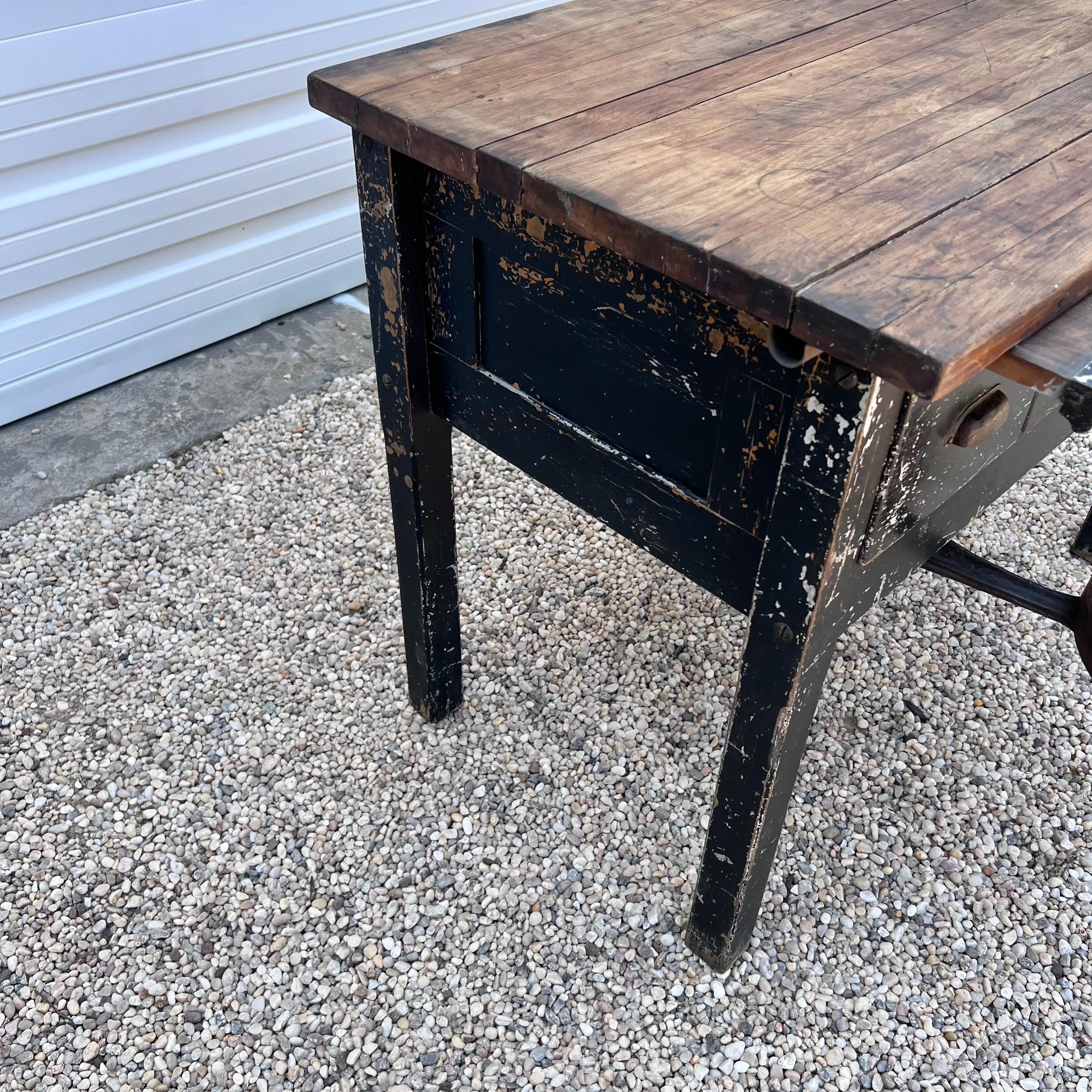 Primitive Office Desk with Built in Stool, 1950s, USA For Sale 1