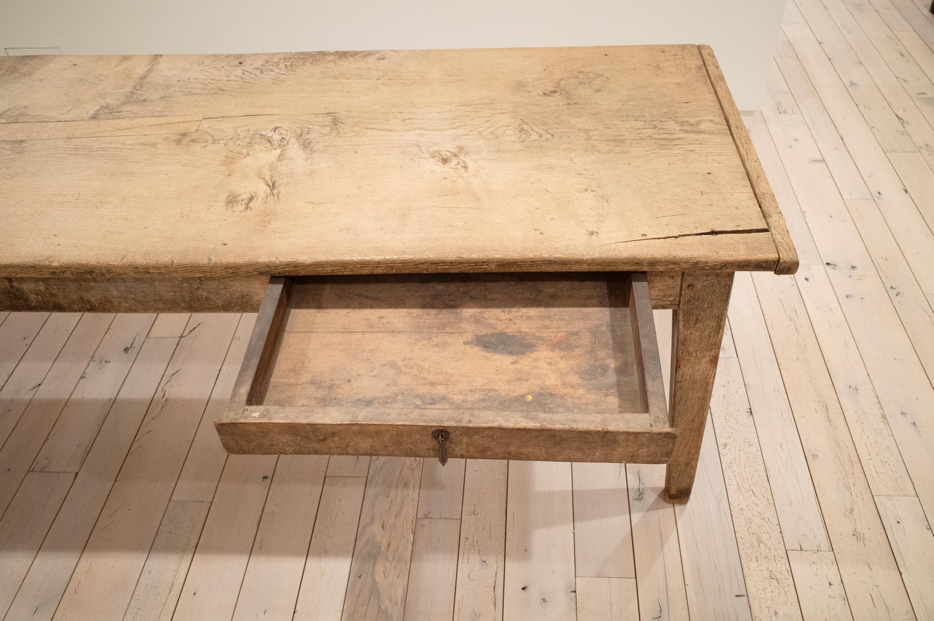 Console primitiva a un cassetto in vendita 9