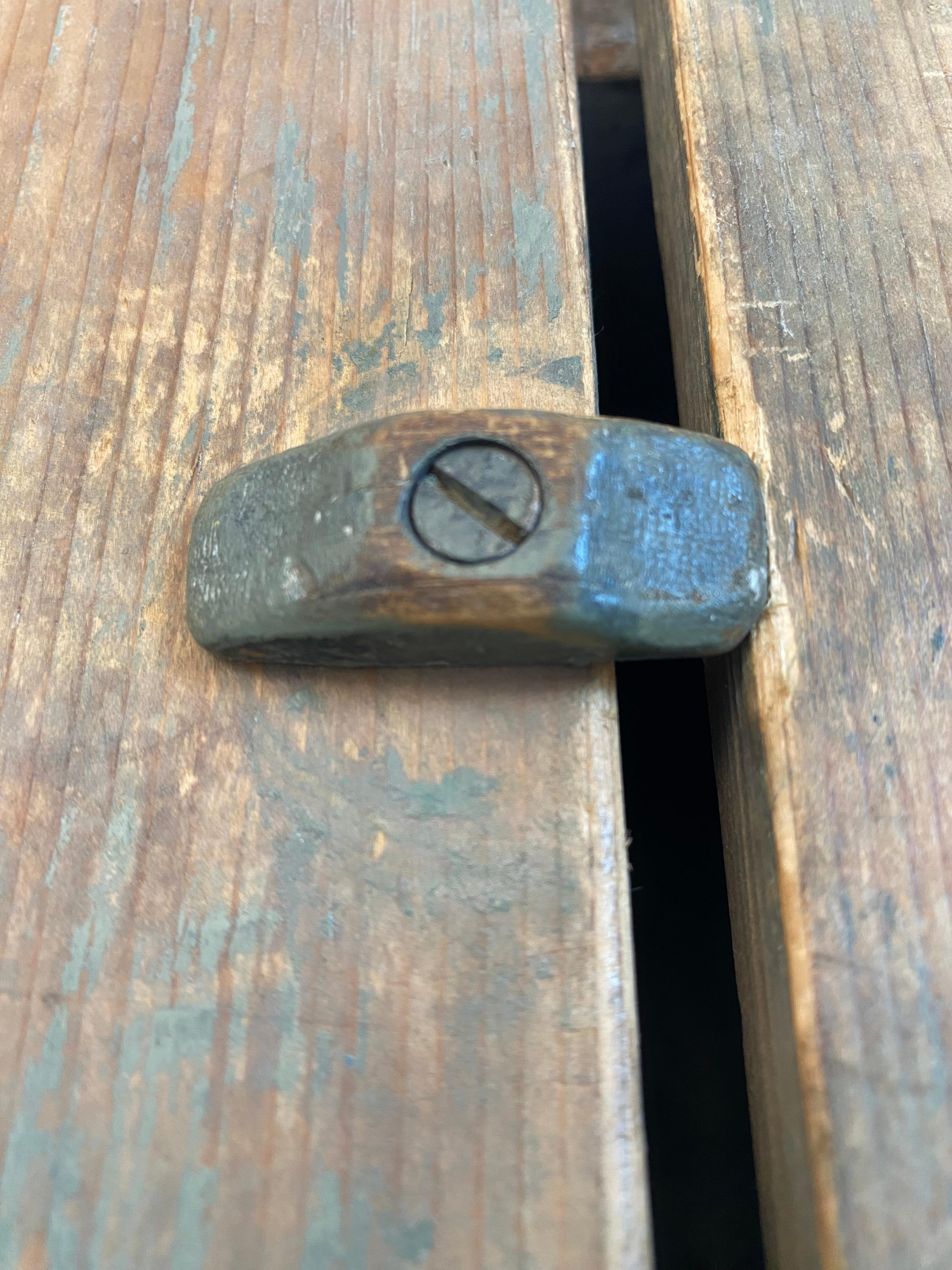 Armadio camino primitivo in pino sottile in vendita 2