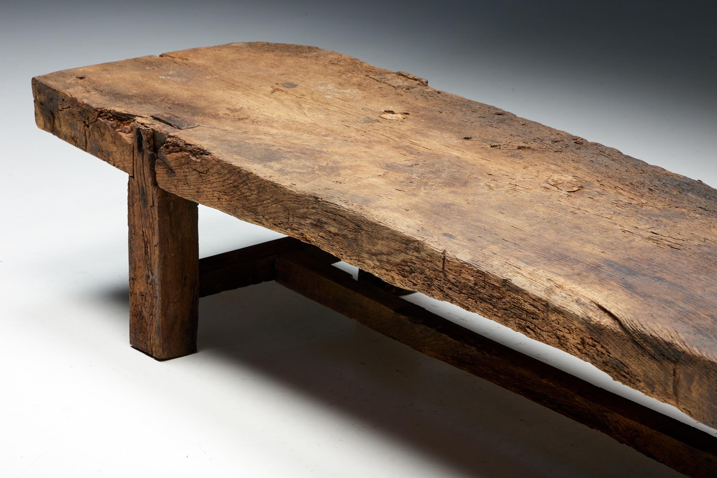 Primitive Rustic Coffee Table Wabi Sabi, France, 1950s In Excellent Condition In Antwerp, BE