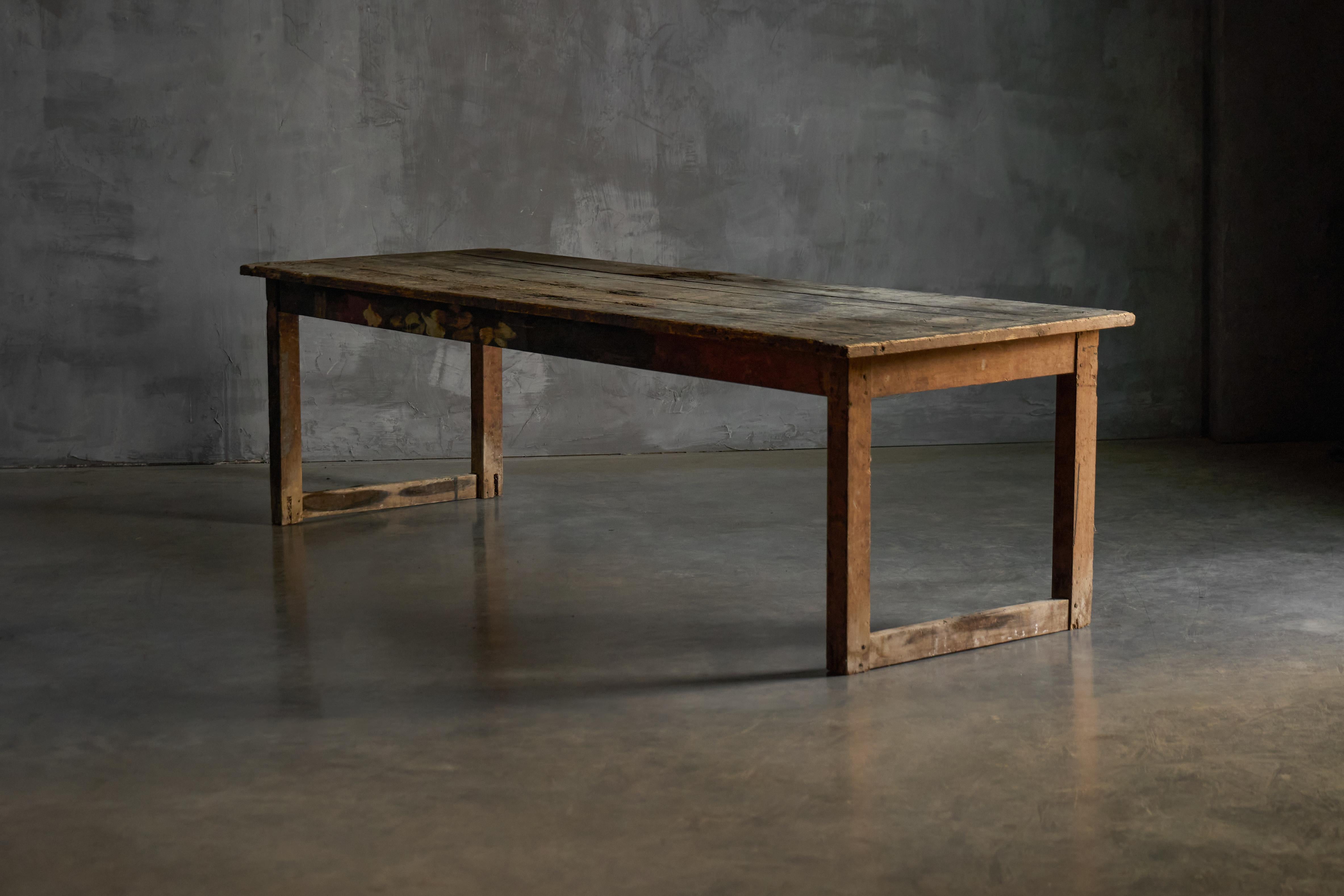Primitive Rustic Dining Table, France, 1900s In Good Condition For Sale In Antwerp, BE