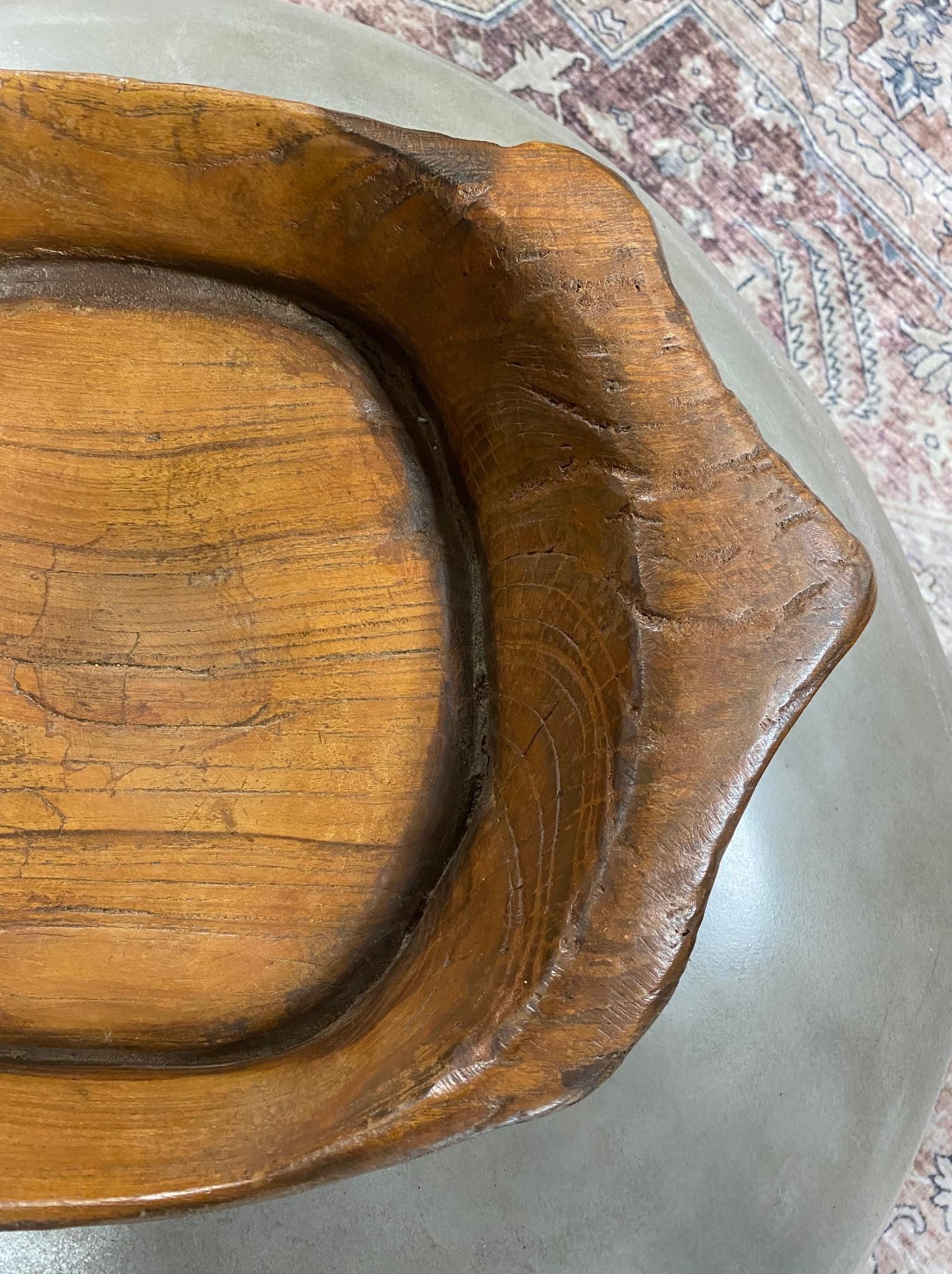 19th Century Rustic Large Folk Art Handled Natural Organic Wood Carved Bowl, 1800s For Sale