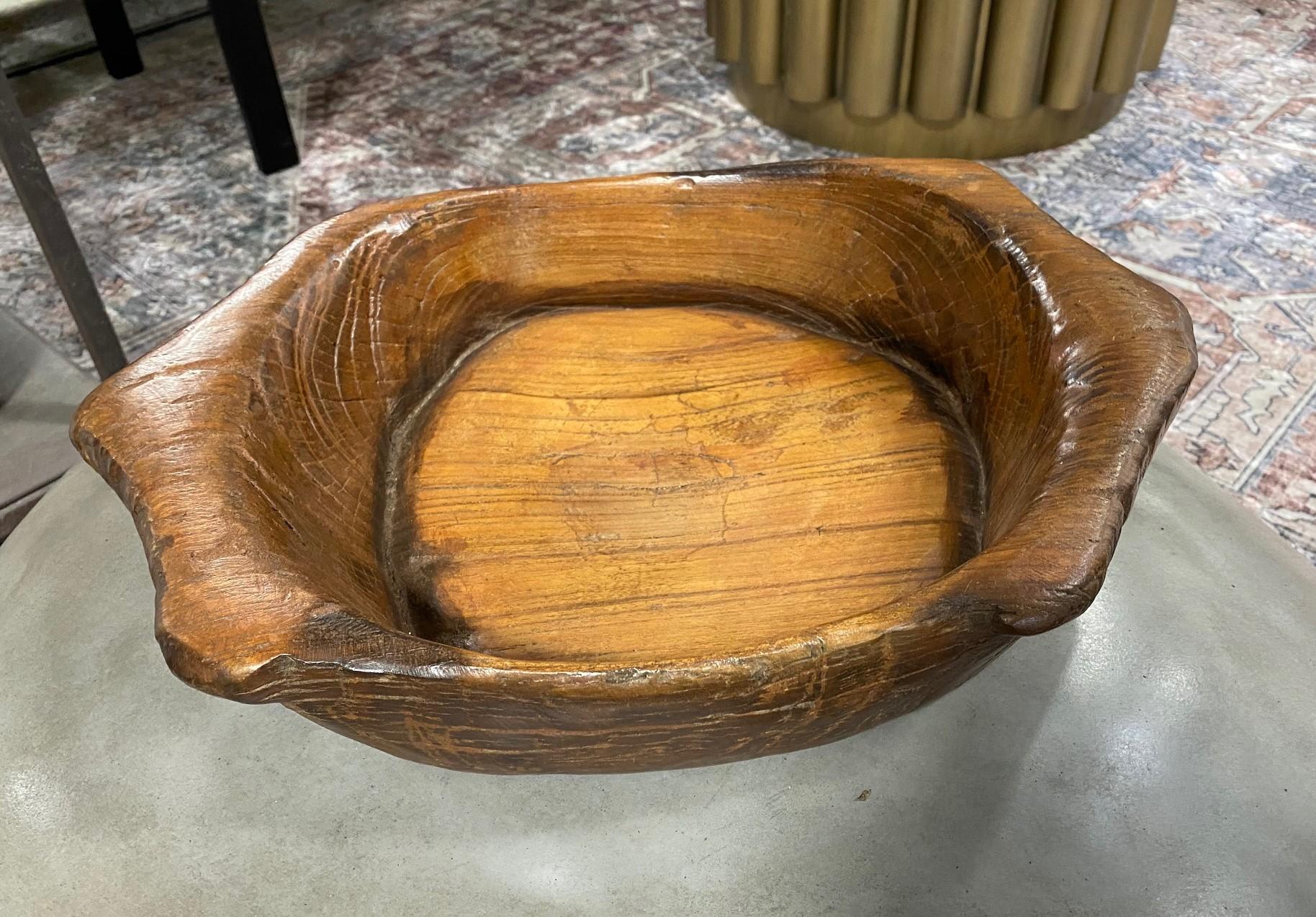 Rustic Large Folk Art Handled Natural Organic Wood Carved Bowl, 1800s For Sale 3