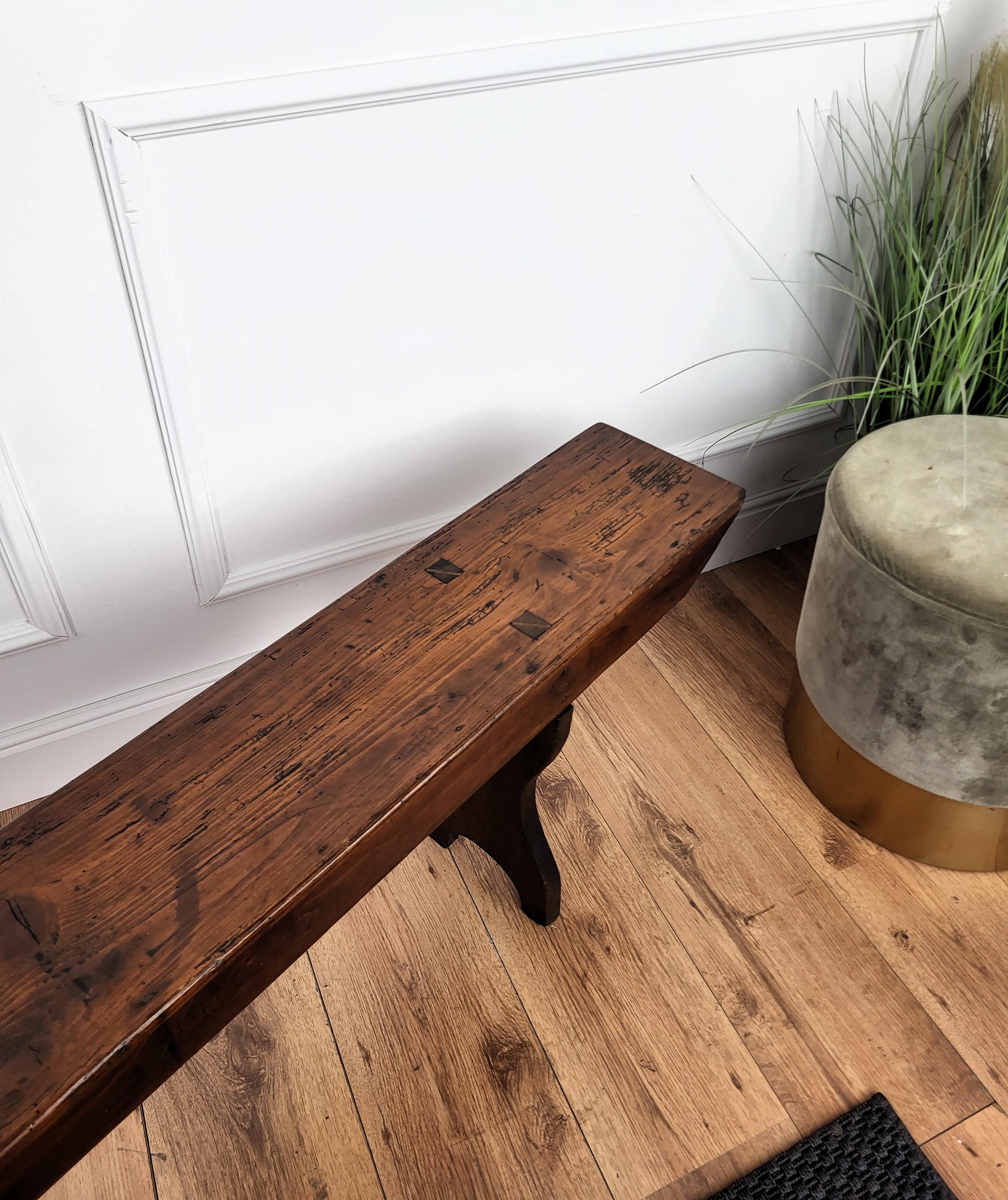 Primitive Rustic Minimal Italian Antique Wooden Bench Side Table In Good Condition In Carimate, Como