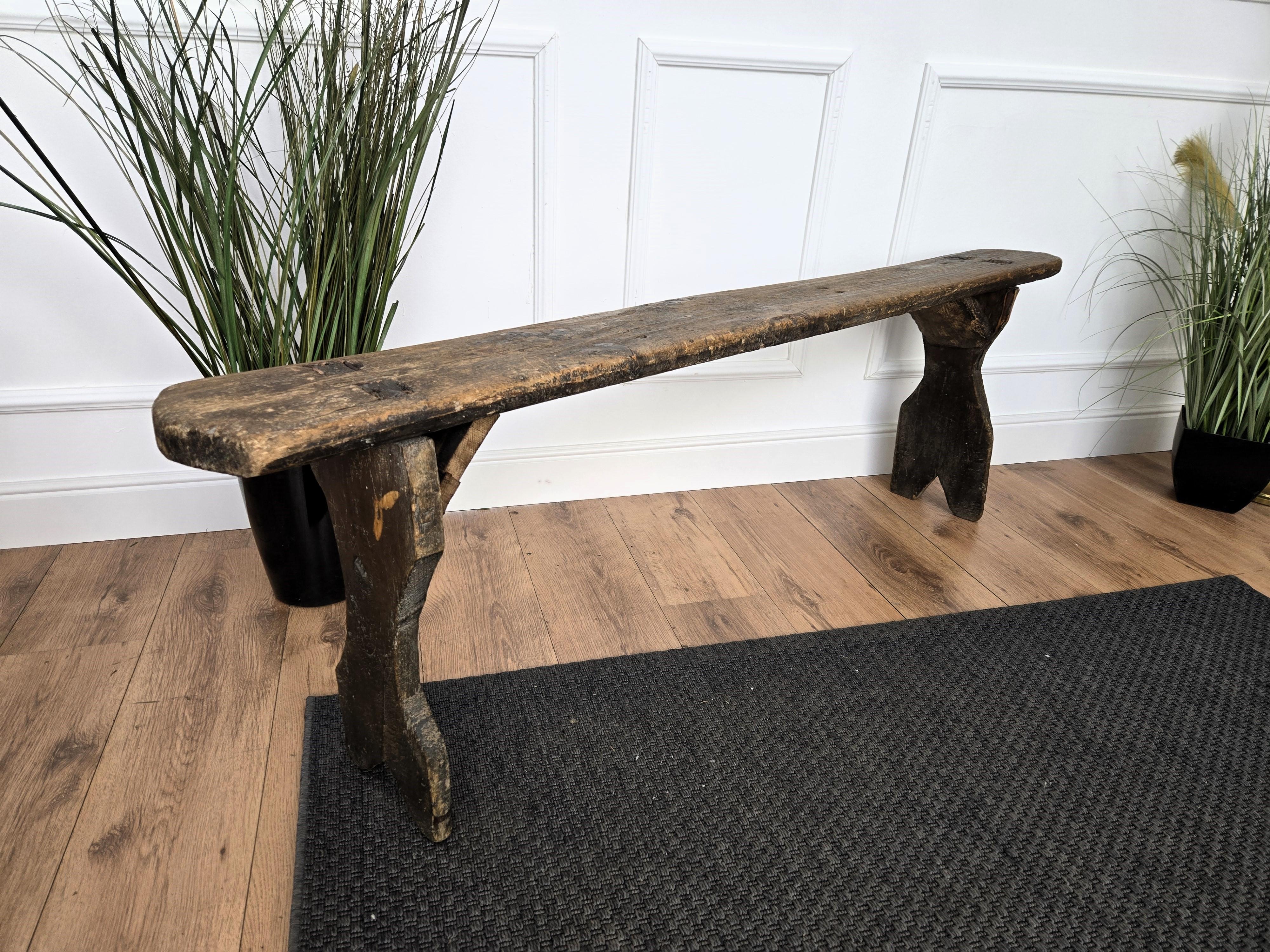 20ième siècle Table d'appoint en bois Rustique Minimale Italienne Midcentury Banc Tabouret en vente