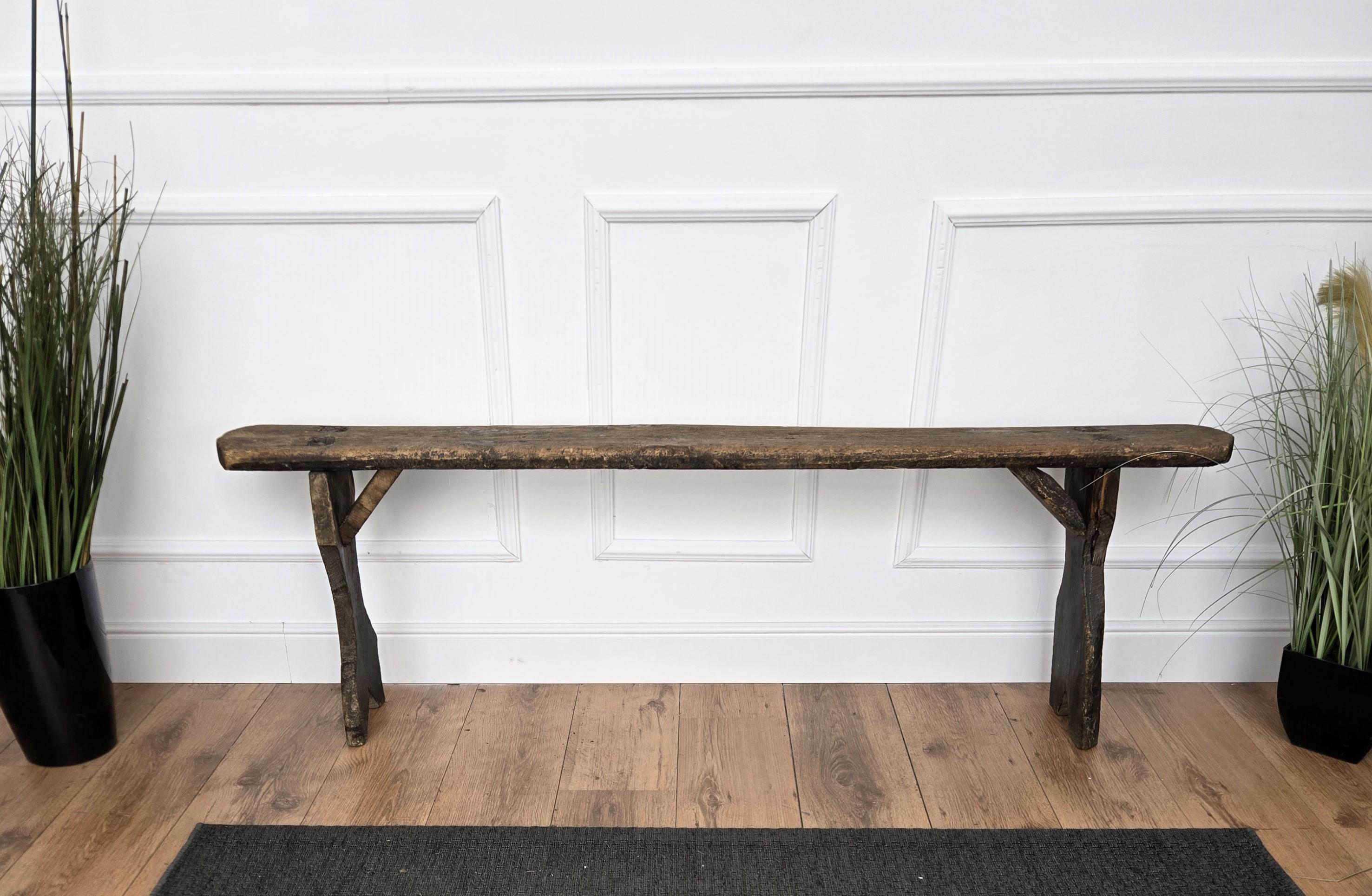 Bois Table d'appoint en bois Rustique Minimale Italienne Midcentury Banc Tabouret en vente