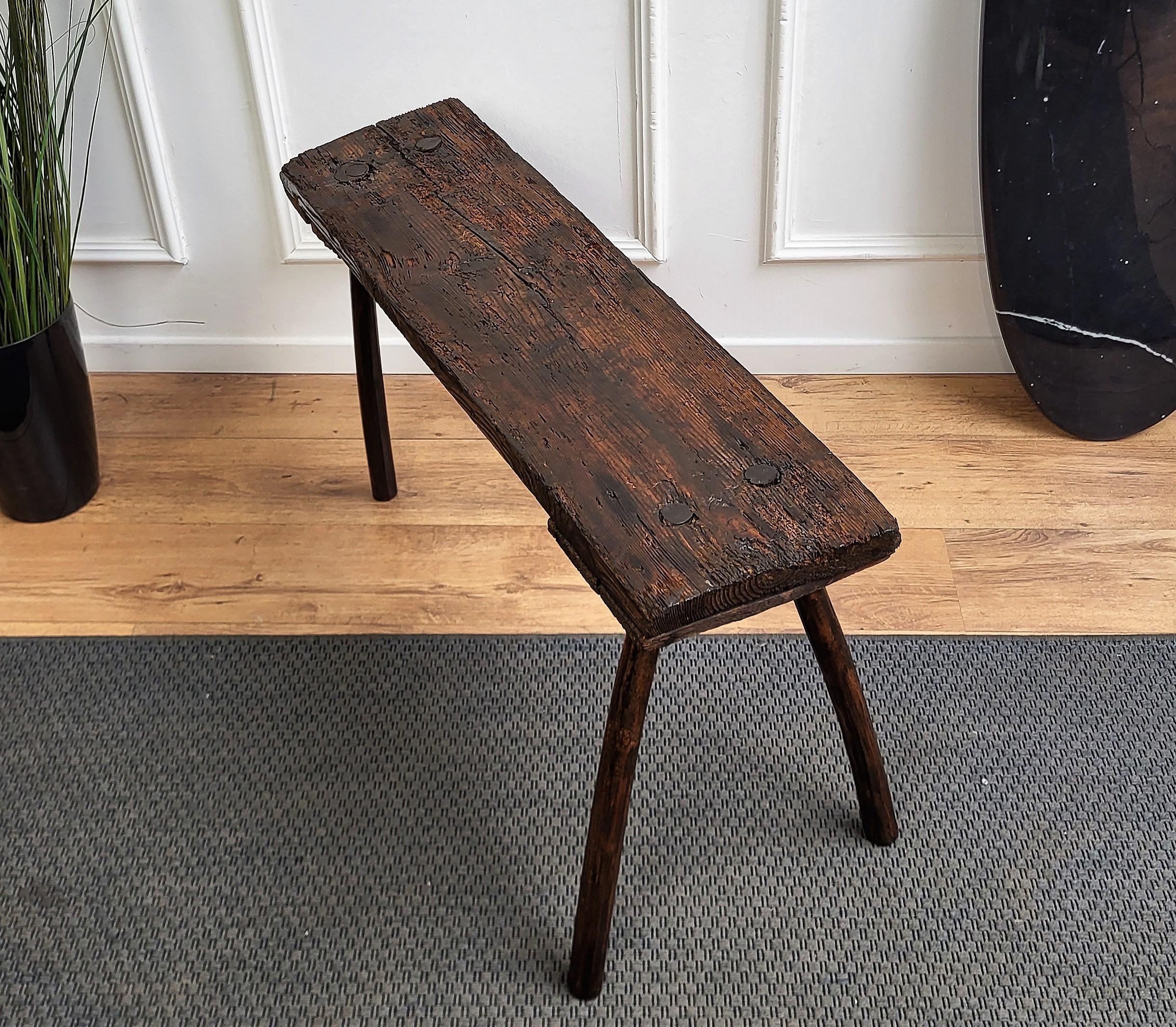 Bois Primitive Rustic Minimal Italian Wooden Side Table Bench Stool en vente