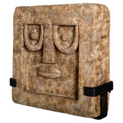 Primitive Sandstone Stele in Natural Tones – Khôl Model, South Arabian Style