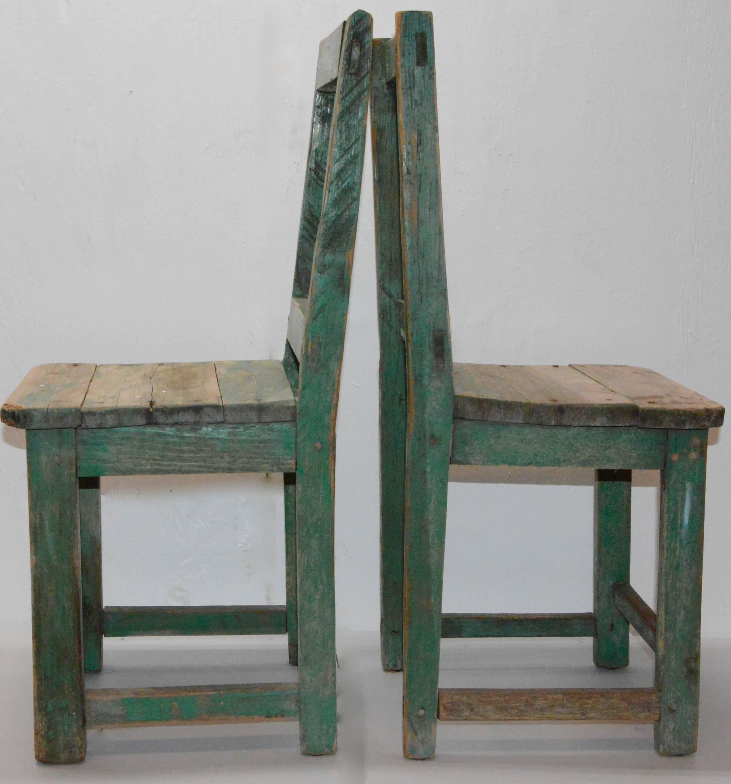 Primitive Spanish Folk Art Chairs, 20th Century In Distressed Condition For Sale In Cookeville, TN