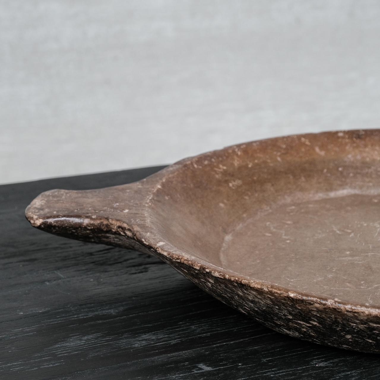 Plato nepalí de piedra primitiva en venta 1