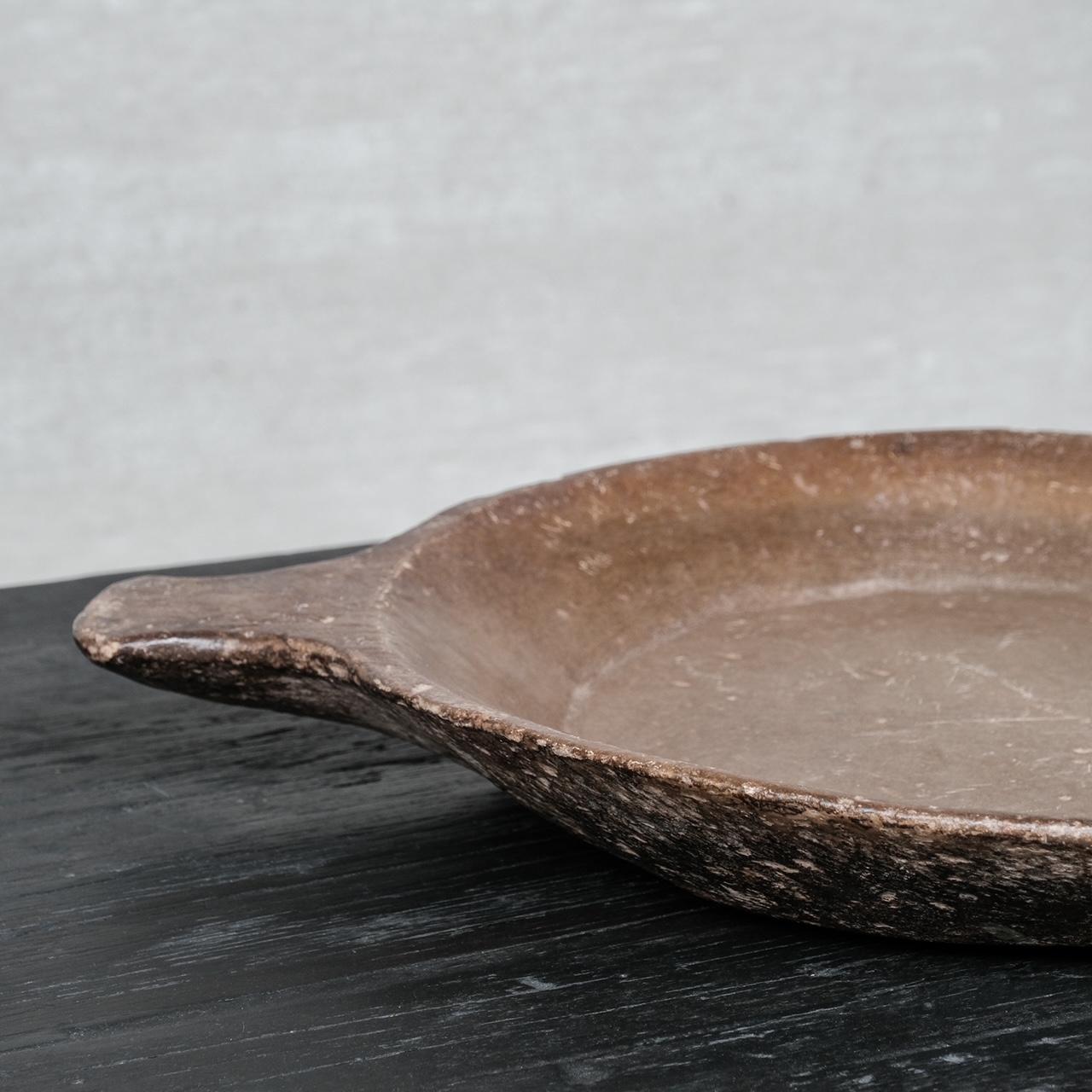 Plato nepalí de piedra primitiva en venta 3
