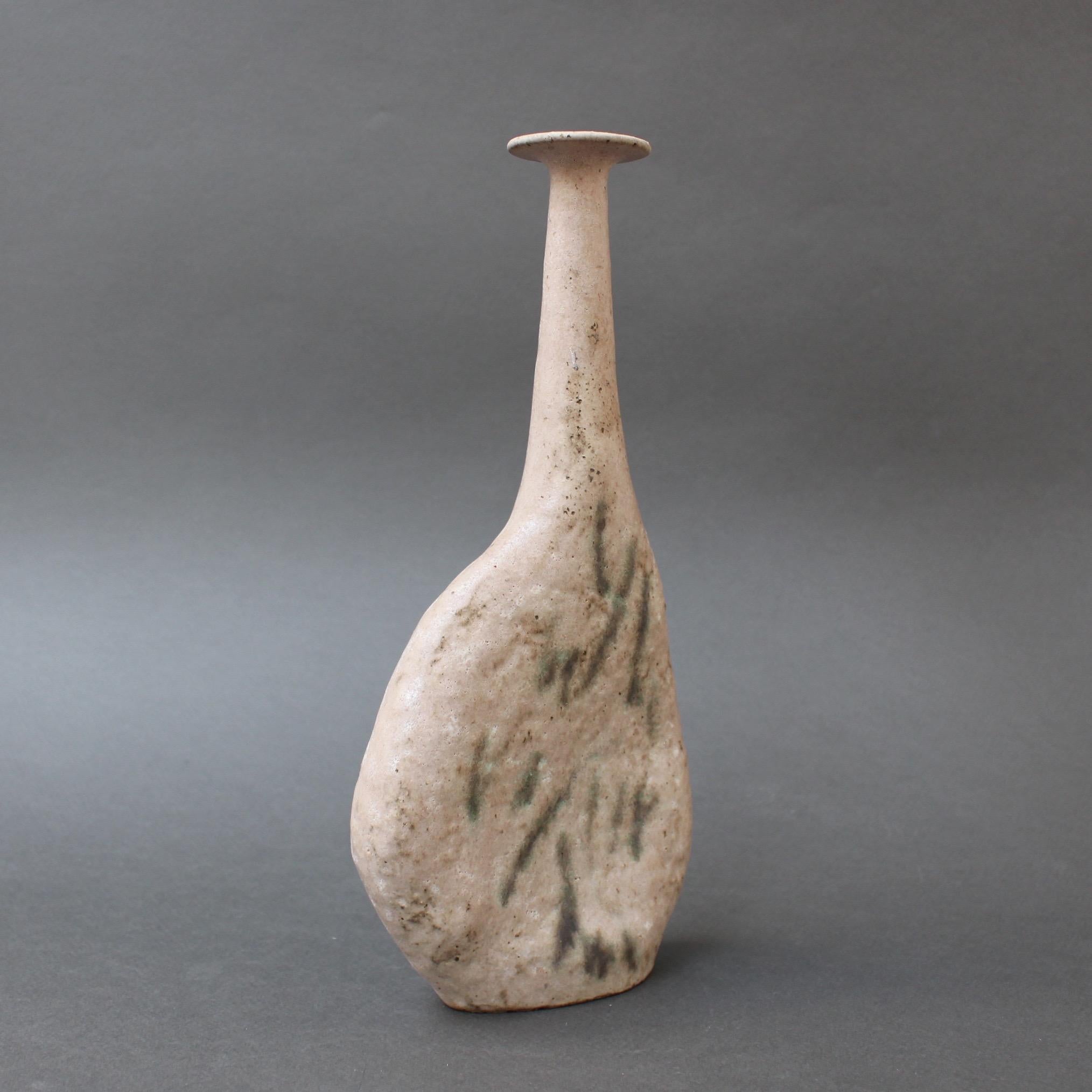Primitive Stoneware Sassi Vase by Bruno Gambone, Italy, circa 1980s In Good Condition In London, GB