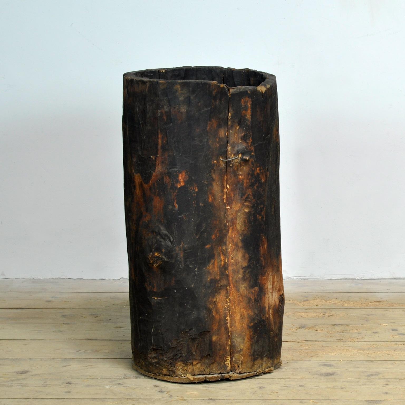 Primitives Lagerfass/Pflanzgefäß, um 1900 (Industriell) im Angebot
