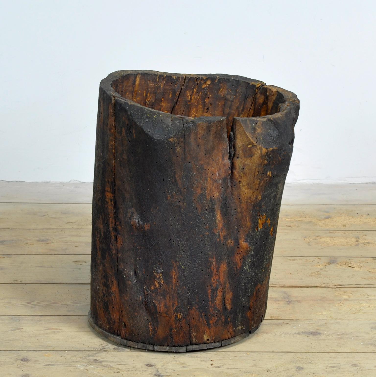 Primitives Lagerfass/Pflanzgefäß, um 1900 (Industriell) im Angebot