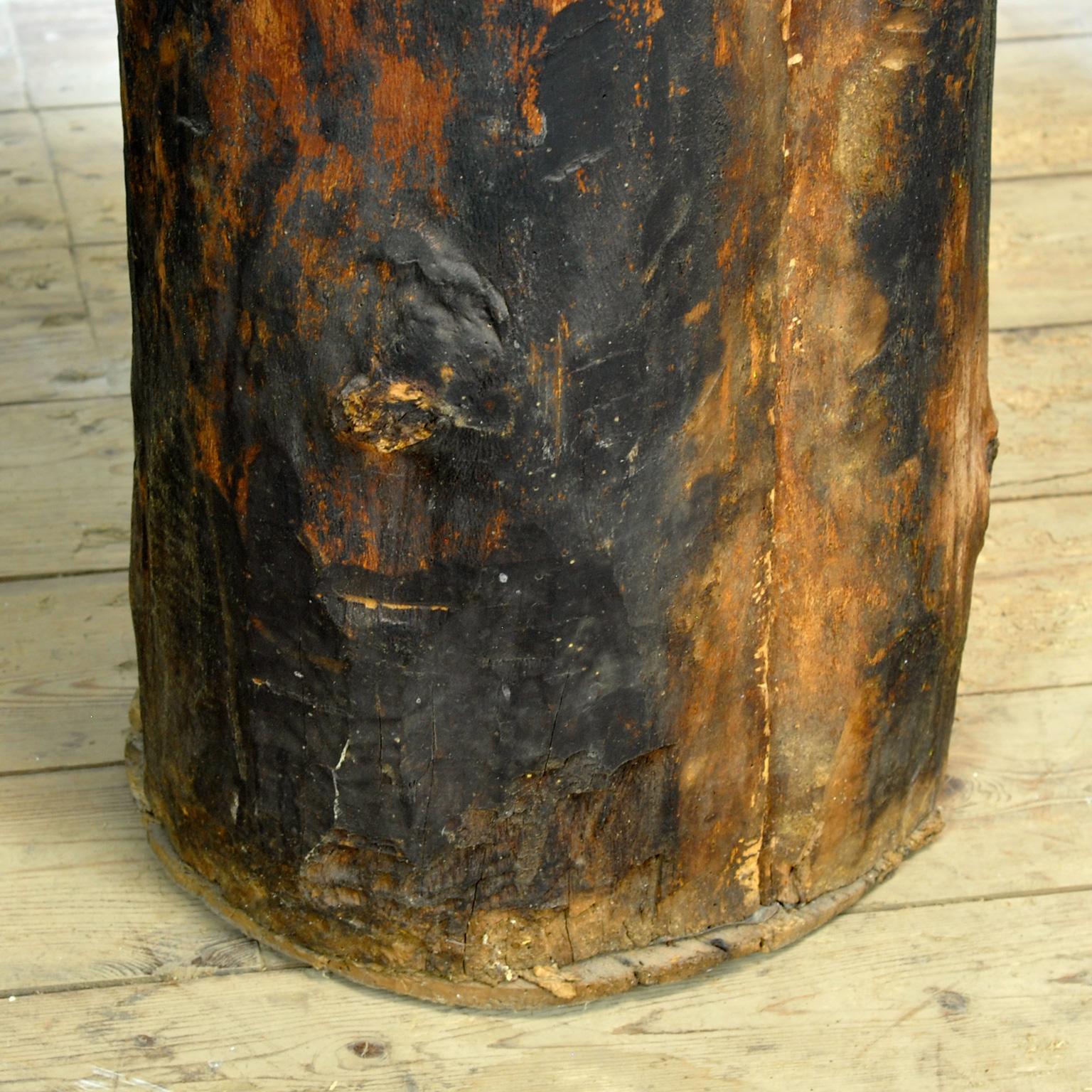 Primitives Lagerfass/Pflanzgefäß, um 1900 (Handgeschnitzt) im Angebot