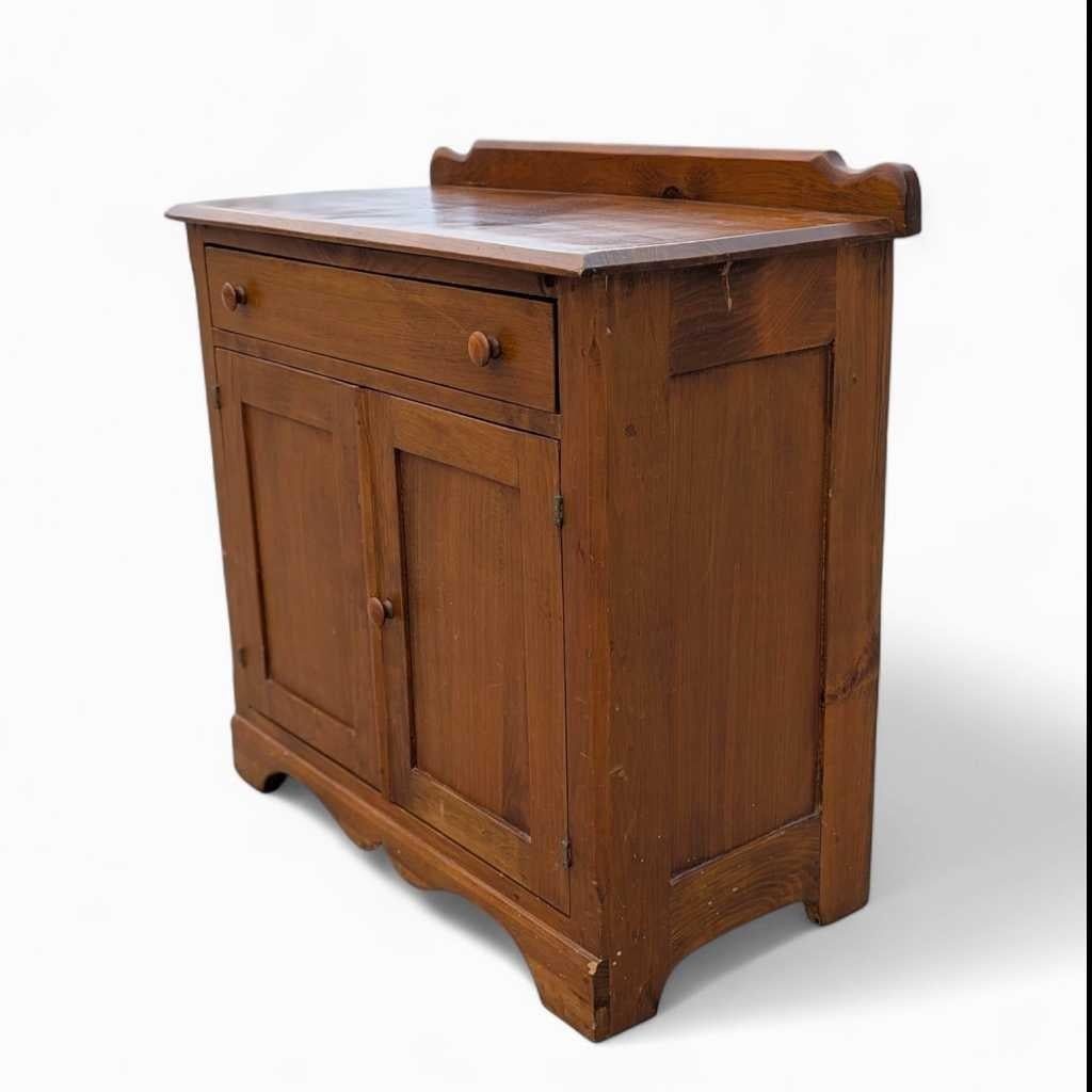 Primitive Storage Cabinet, Solid Wood, Natural Finish, USA, c. 1940s For Sale 3