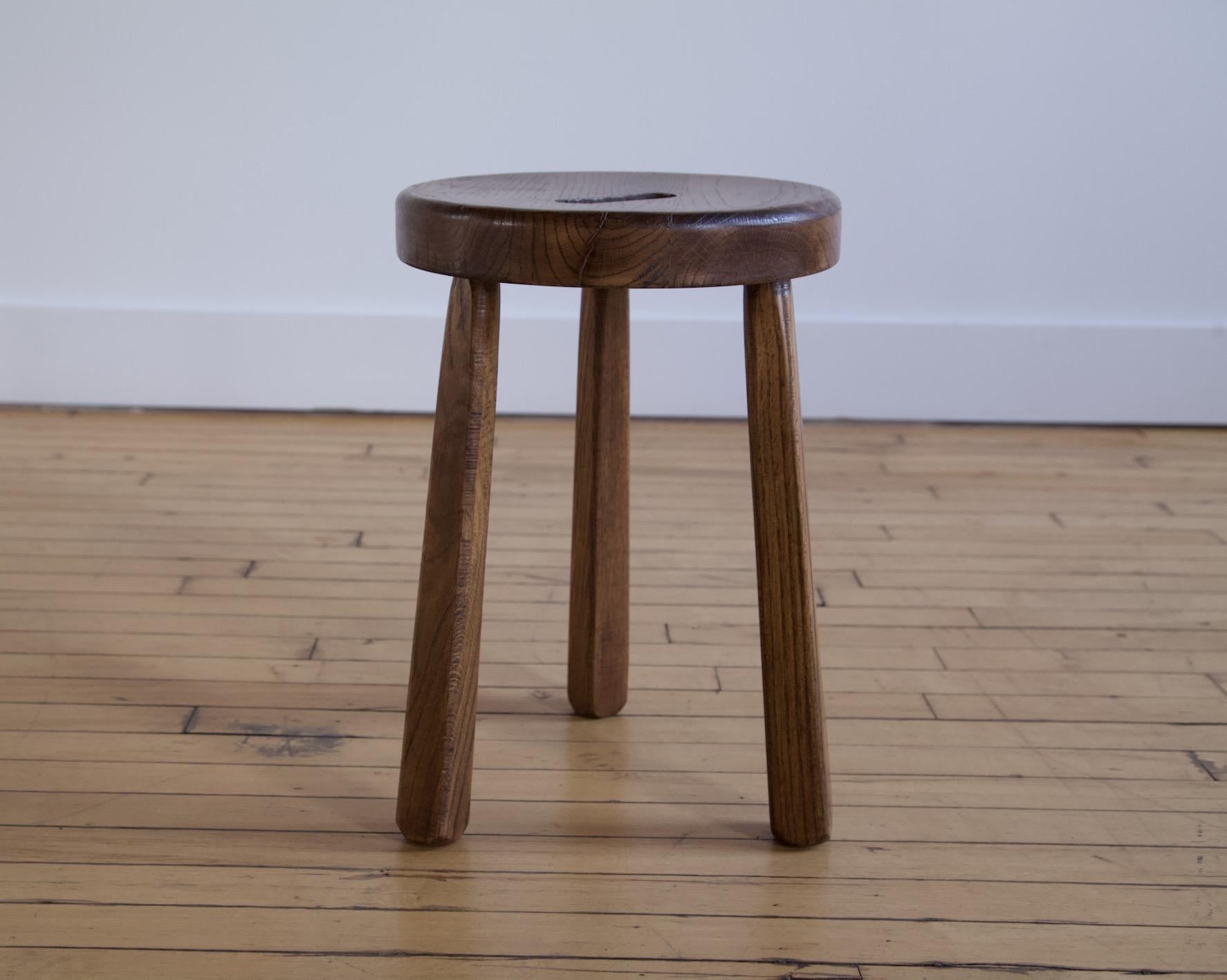 XXIe siècle et contemporain Tabouret de traite style Olavi Hanninen en vente