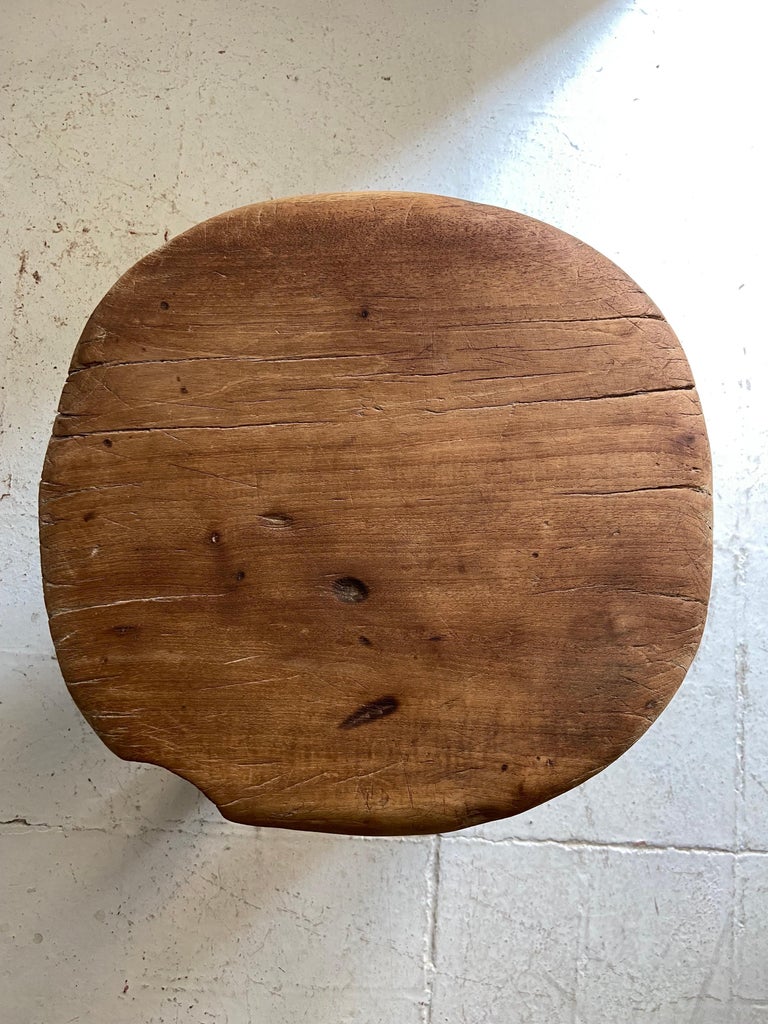 Primitive Style Round Table from Yucatan, Mexico, circa 1980's For Sale 3