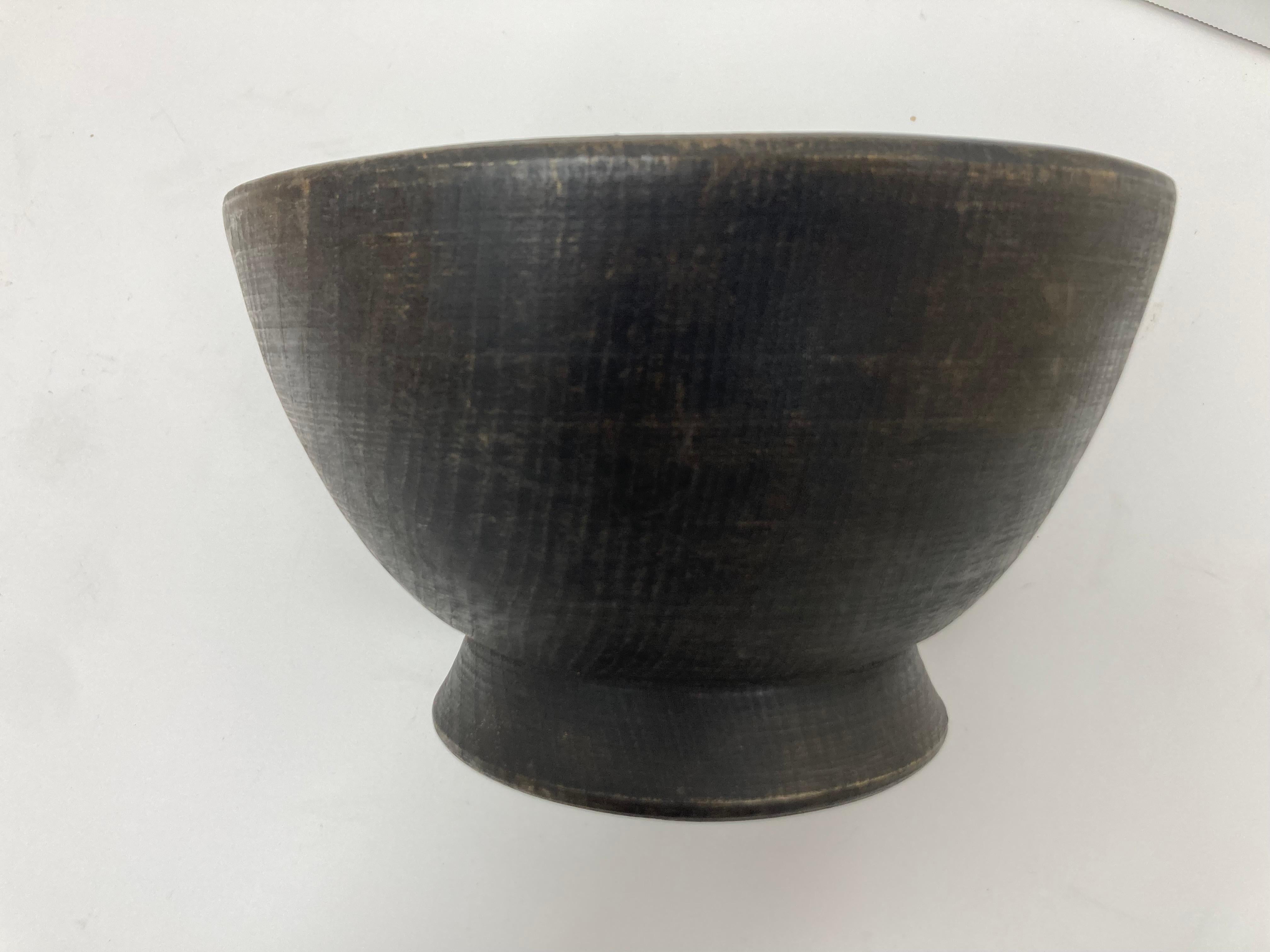 20th Century Primitive Style Turned and Footed Wood Bowl For Sale