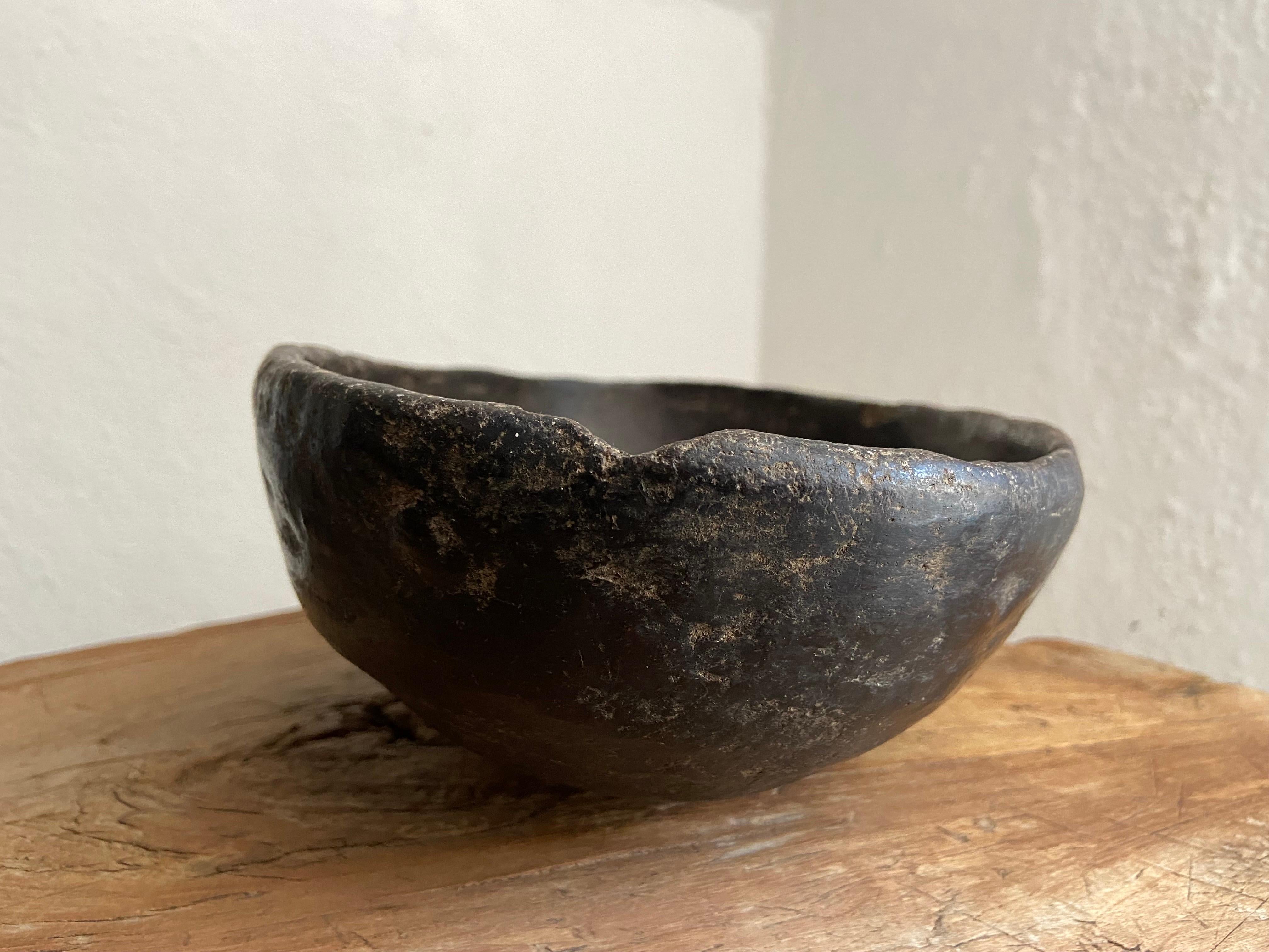 Rustic Primitive Styled Ceramic Bowl From The Mixteca Region of Oaxaca, Mexico